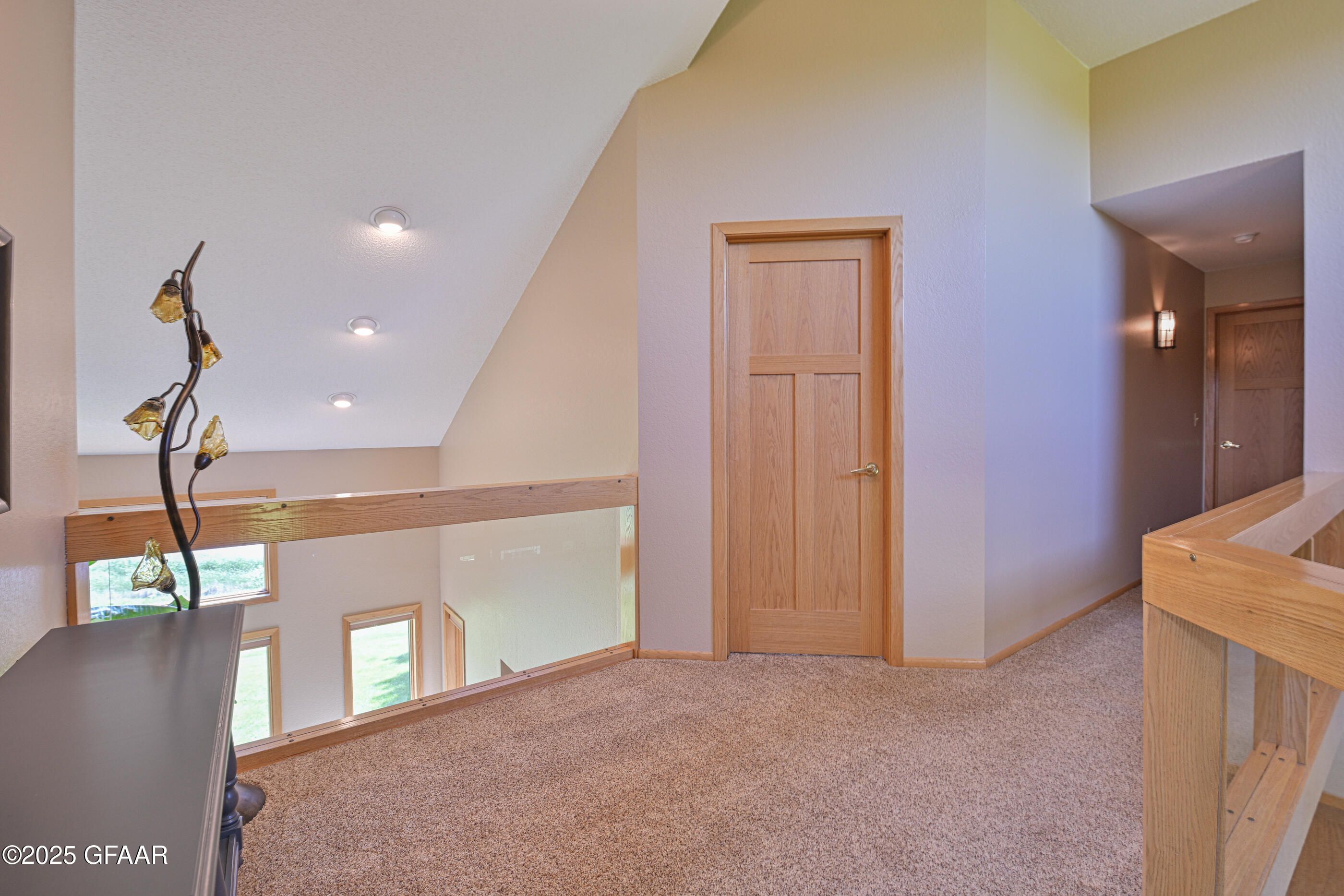 Grand Forks, North Dakota 58201, United States, 5 Bedrooms Bedrooms, ,3 BathroomsBathrooms,Residential,Active,166300