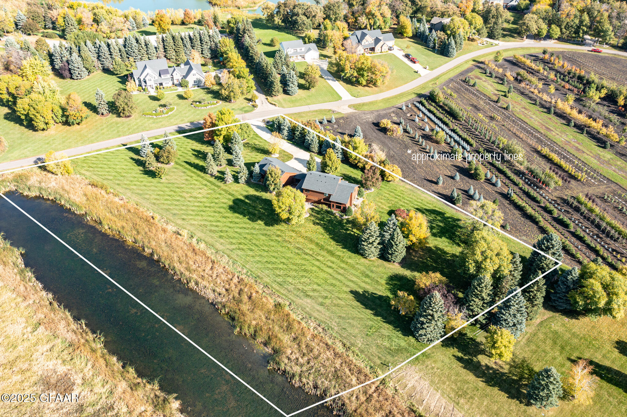 Grand Forks, North Dakota 58201, United States, 5 Bedrooms Bedrooms, ,3 BathroomsBathrooms,Residential,Active,166300