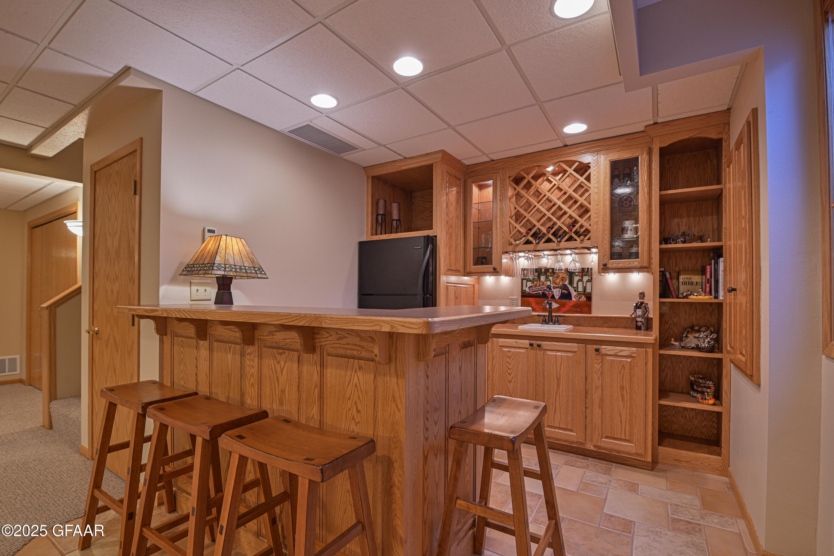 Grand Forks, North Dakota 58201, United States, 5 Bedrooms Bedrooms, ,3 BathroomsBathrooms,Residential,Active,166300