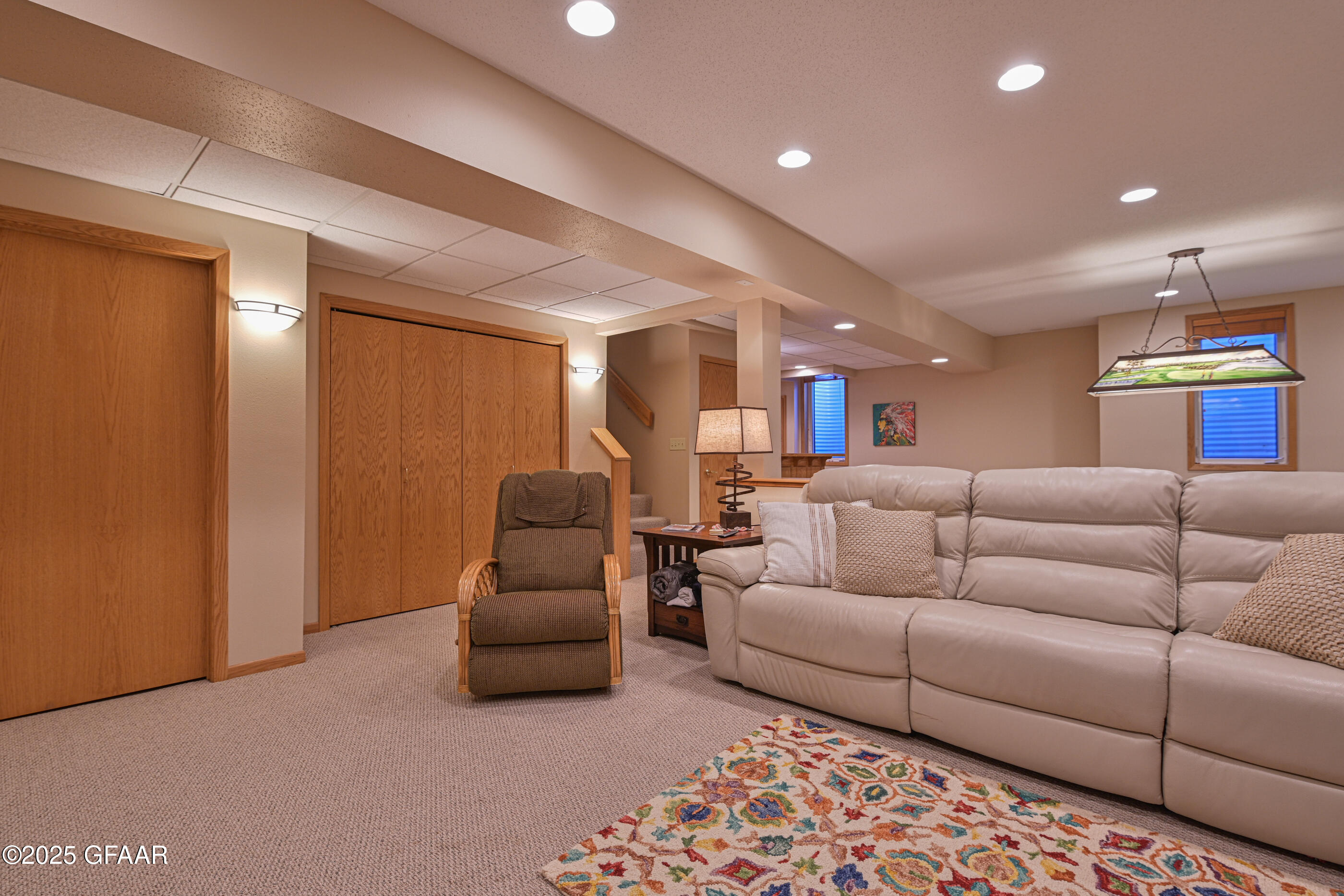 Grand Forks, North Dakota 58201, United States, 5 Bedrooms Bedrooms, ,3 BathroomsBathrooms,Residential,Active,166300