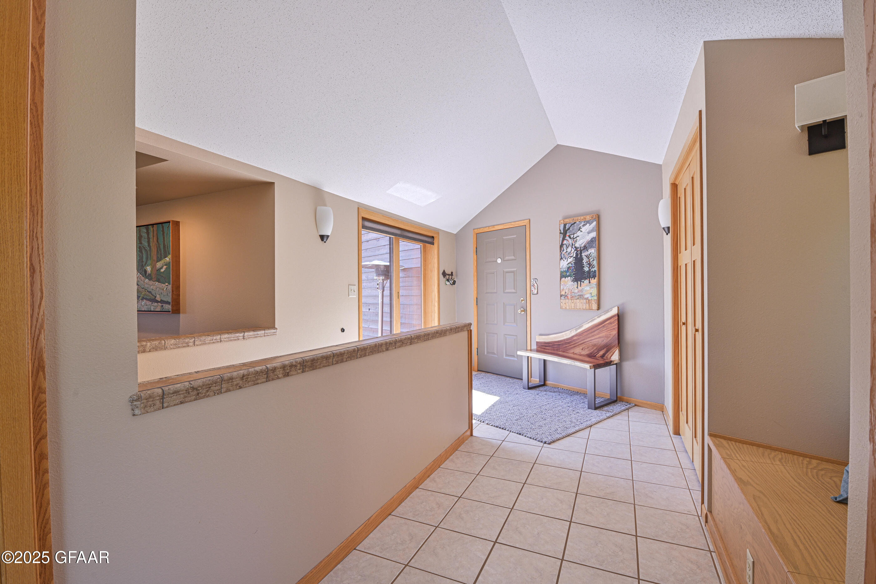 Grand Forks, North Dakota 58201, United States, 5 Bedrooms Bedrooms, ,3 BathroomsBathrooms,Residential,Active,166300