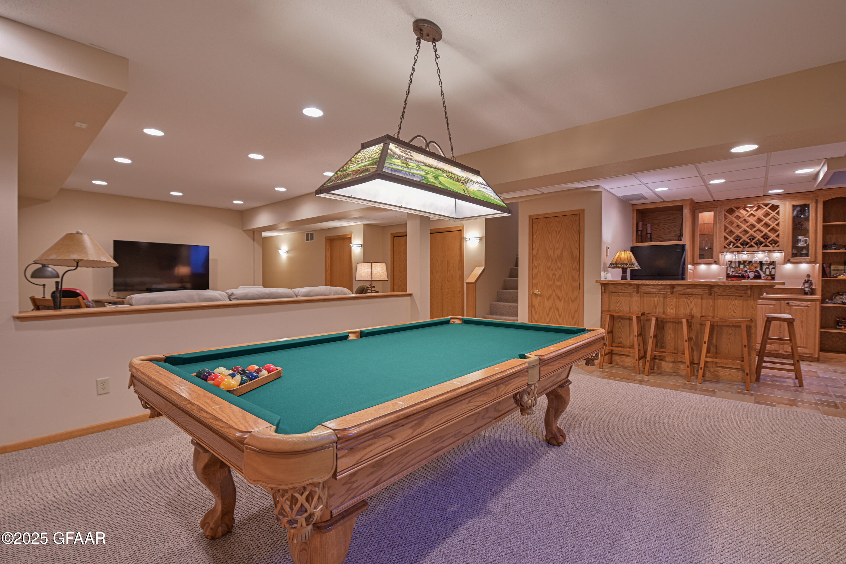 Grand Forks, North Dakota 58201, United States, 5 Bedrooms Bedrooms, ,3 BathroomsBathrooms,Residential,Active,166300