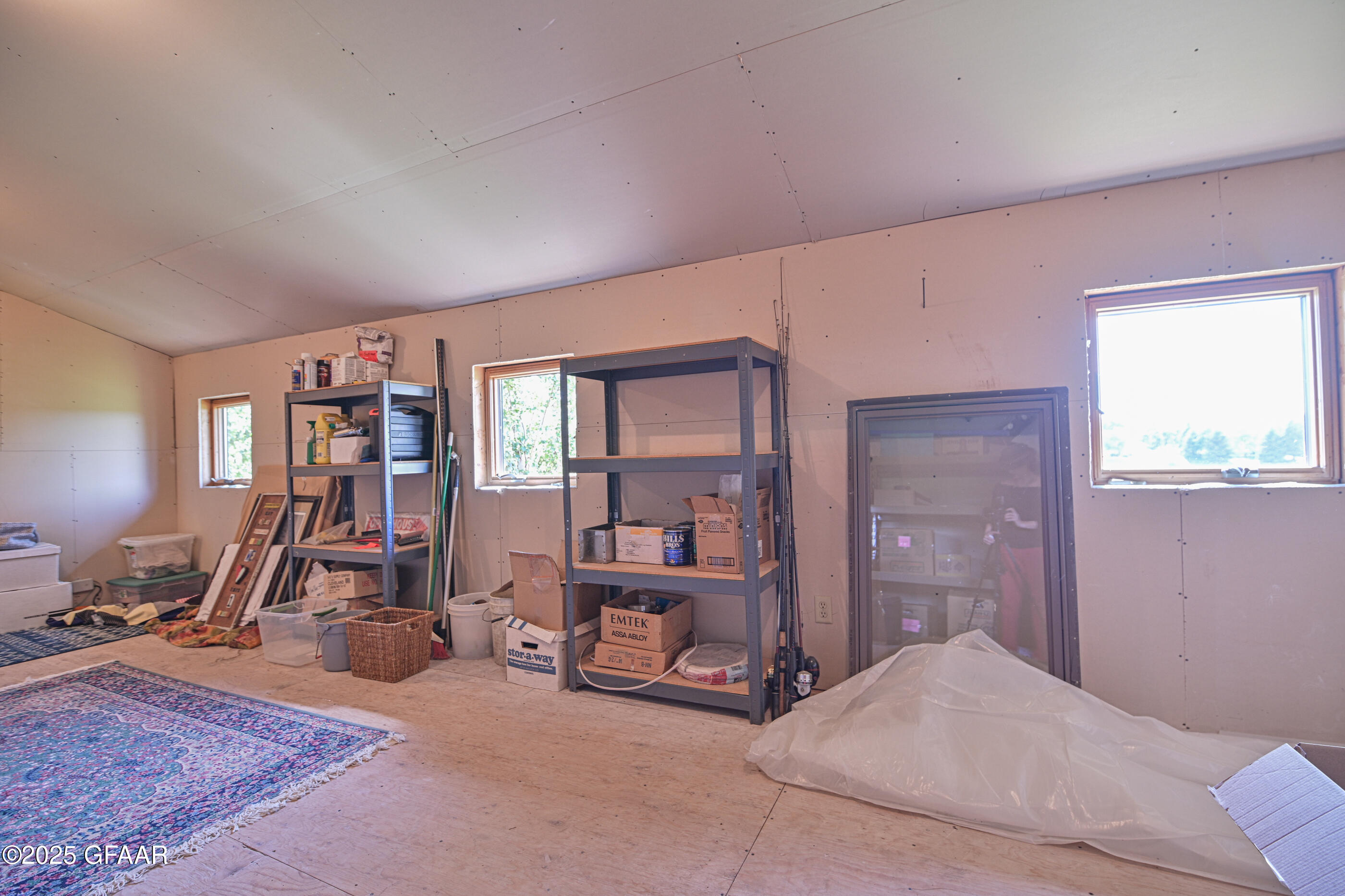 Grand Forks, North Dakota 58201, United States, 5 Bedrooms Bedrooms, ,3 BathroomsBathrooms,Residential,Active,166300