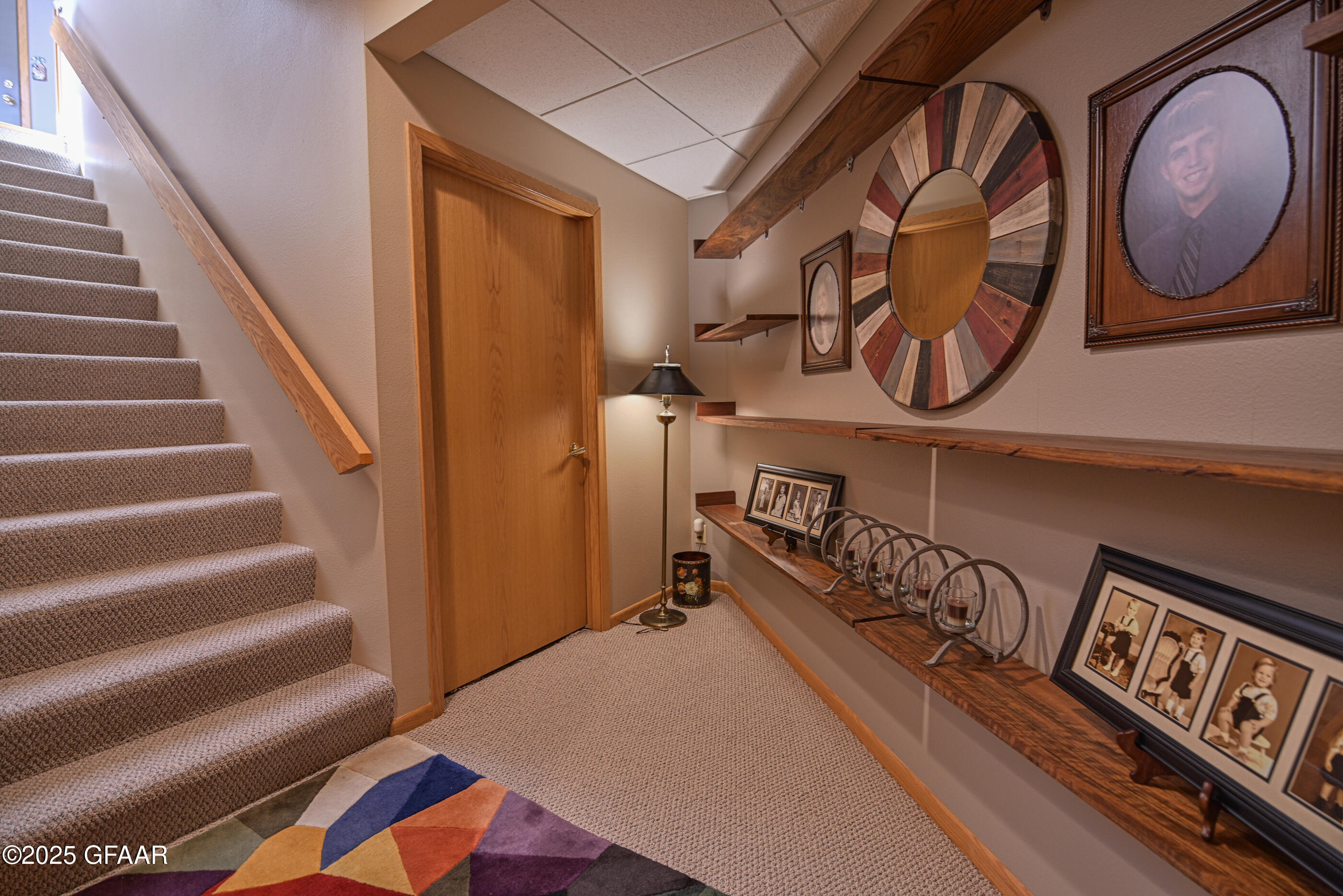 Grand Forks, North Dakota 58201, United States, 5 Bedrooms Bedrooms, ,3 BathroomsBathrooms,Residential,Active,166300