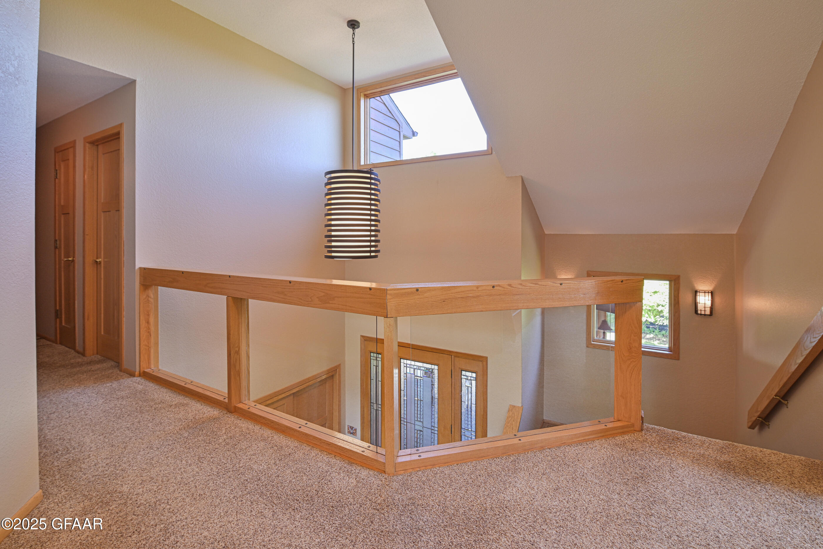 Grand Forks, North Dakota 58201, United States, 5 Bedrooms Bedrooms, ,3 BathroomsBathrooms,Residential,Active,166300