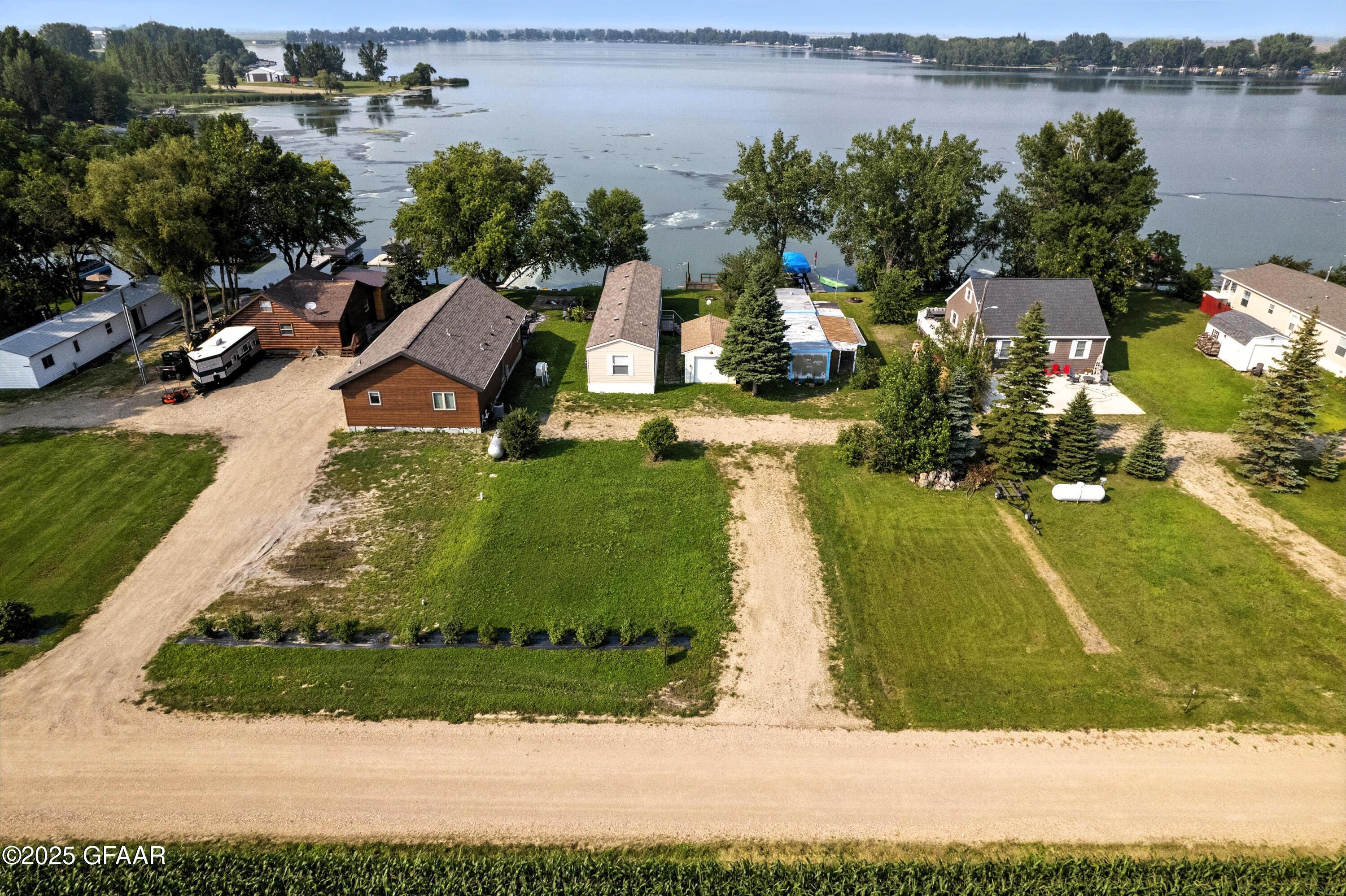 Finley, North Dakota 58230, United States, 3 Bedrooms Bedrooms, ,1 BathroomBathrooms,Residential,Active,104454