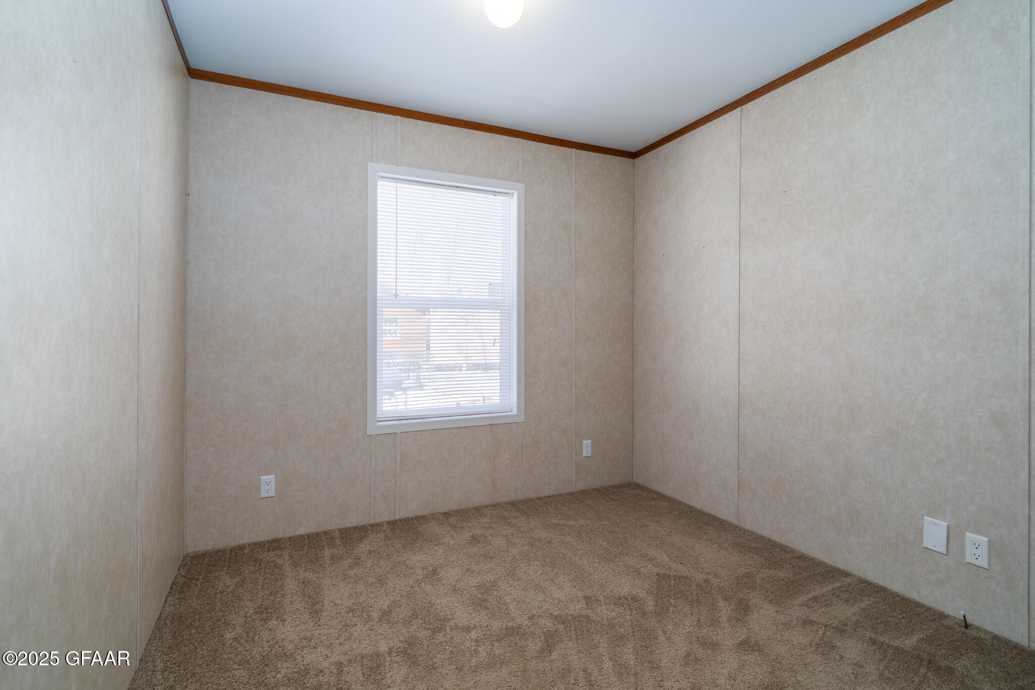 Finley, North Dakota 58230, United States, 3 Bedrooms Bedrooms, ,1 BathroomBathrooms,Residential,Active,104454