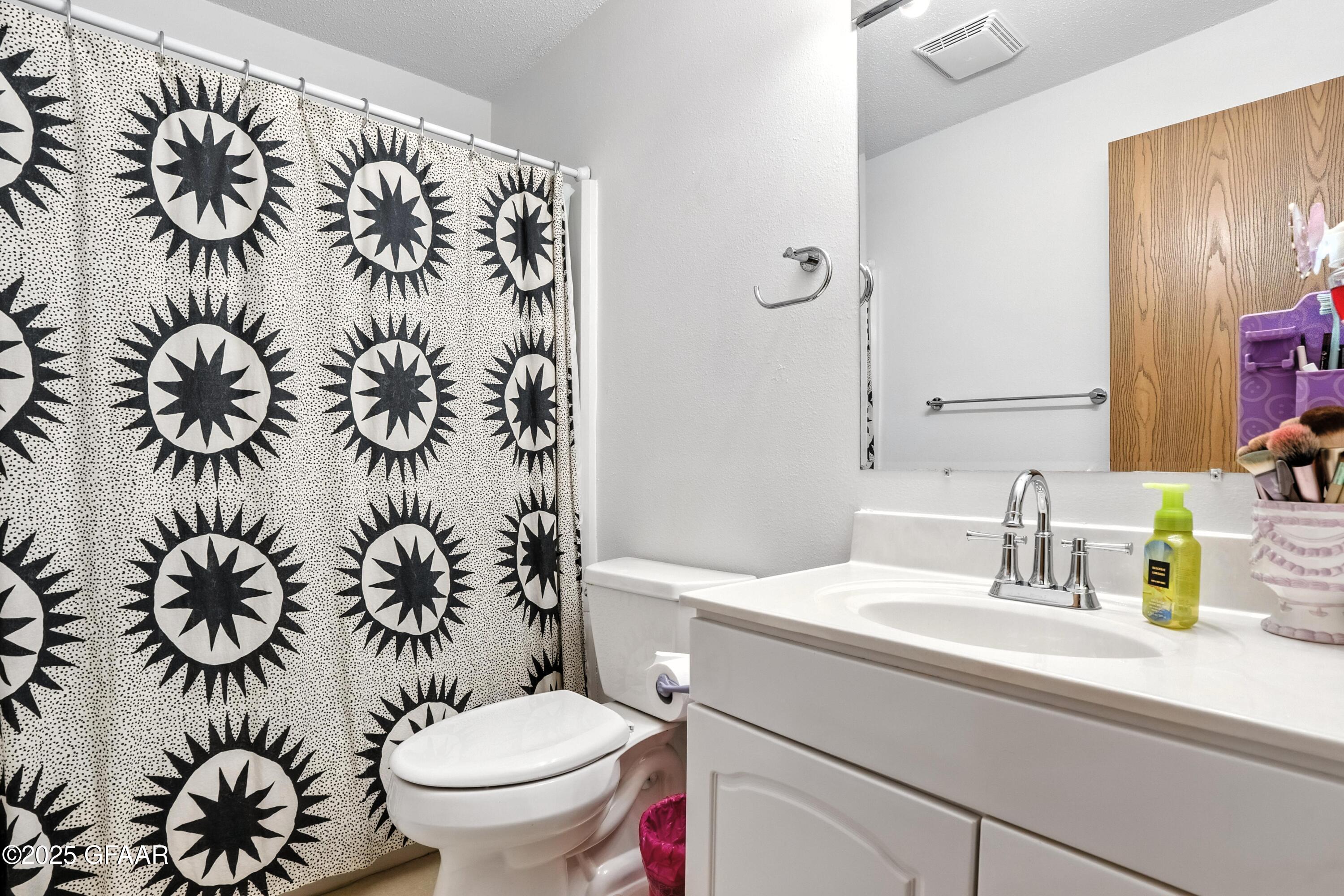 W Fargo, United States, ,1 BathroomBathrooms,Residential,Active,185060