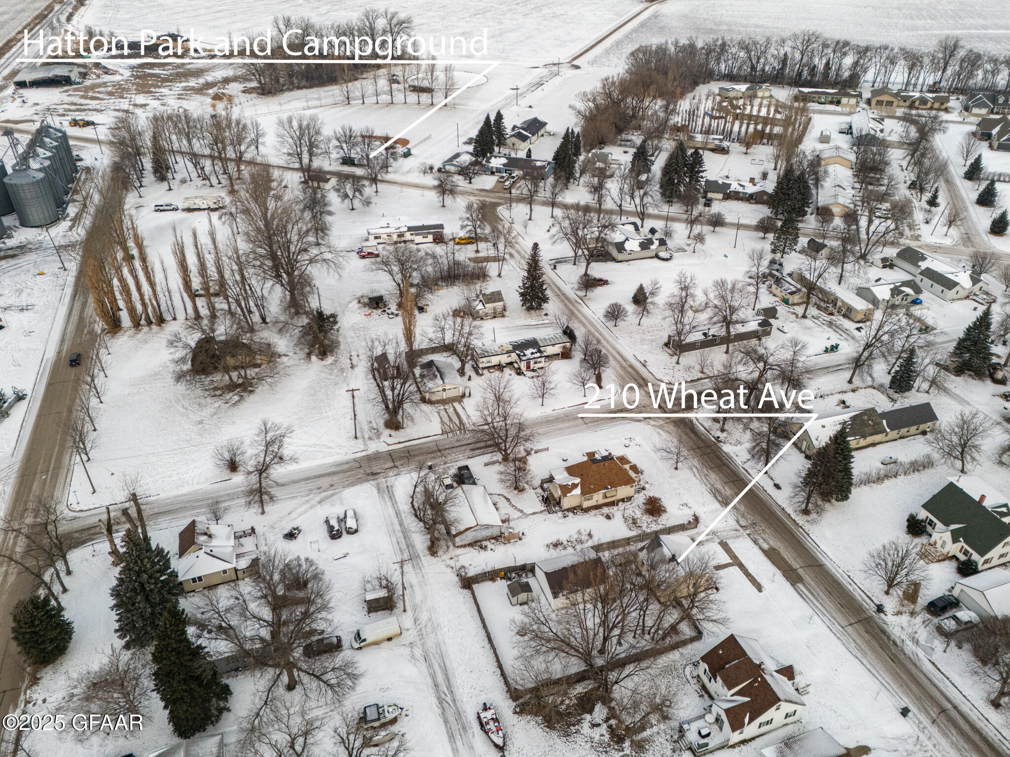 Hatton, North Dakota 58240, United States, 2 Bedrooms Bedrooms, ,2 BathroomsBathrooms,Residential,Pending,250213