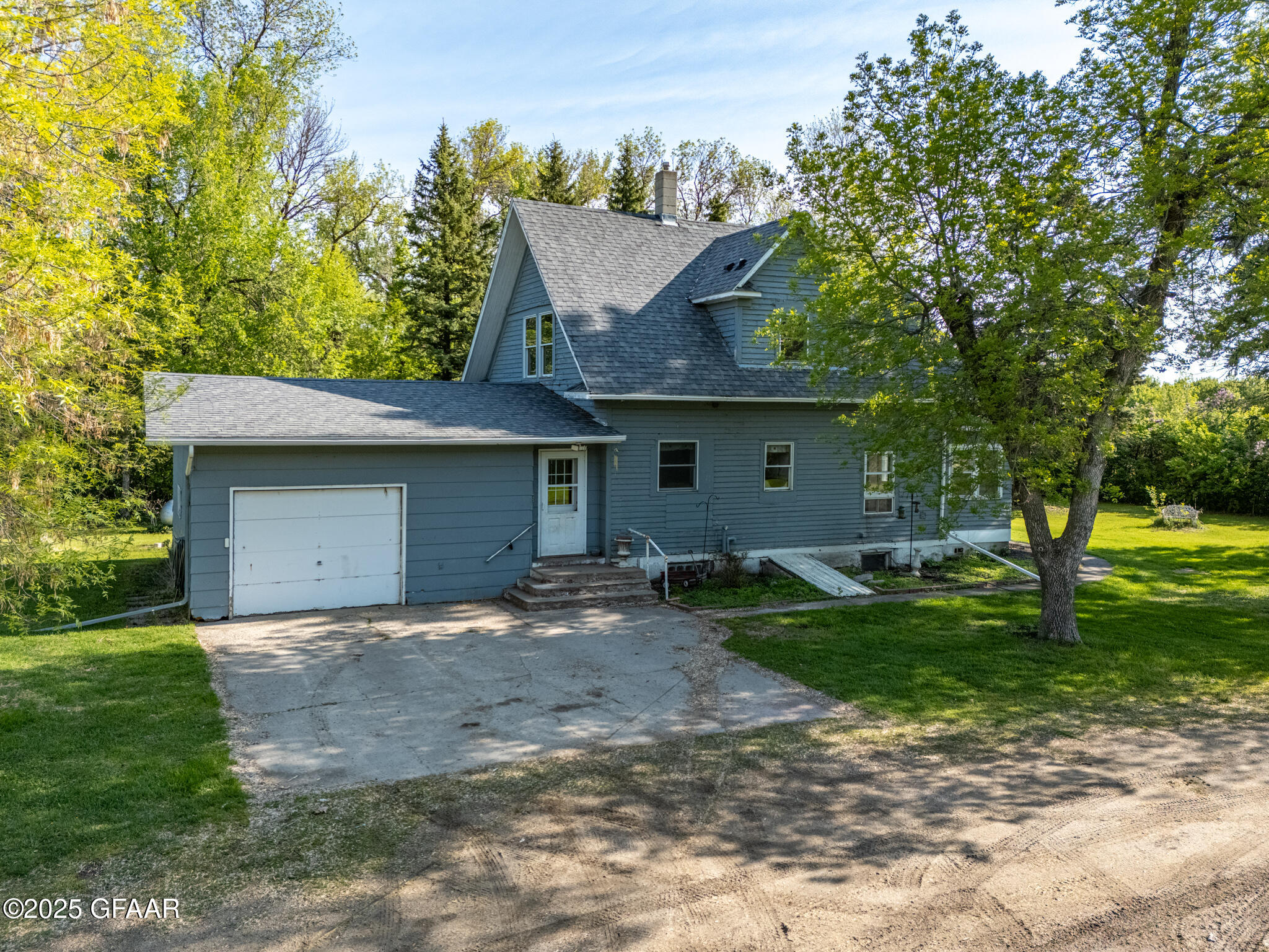 McCanna, North Dakota 58251, United States, 3 Bedrooms Bedrooms, ,2 BathroomsBathrooms,Residential,Pending,136474