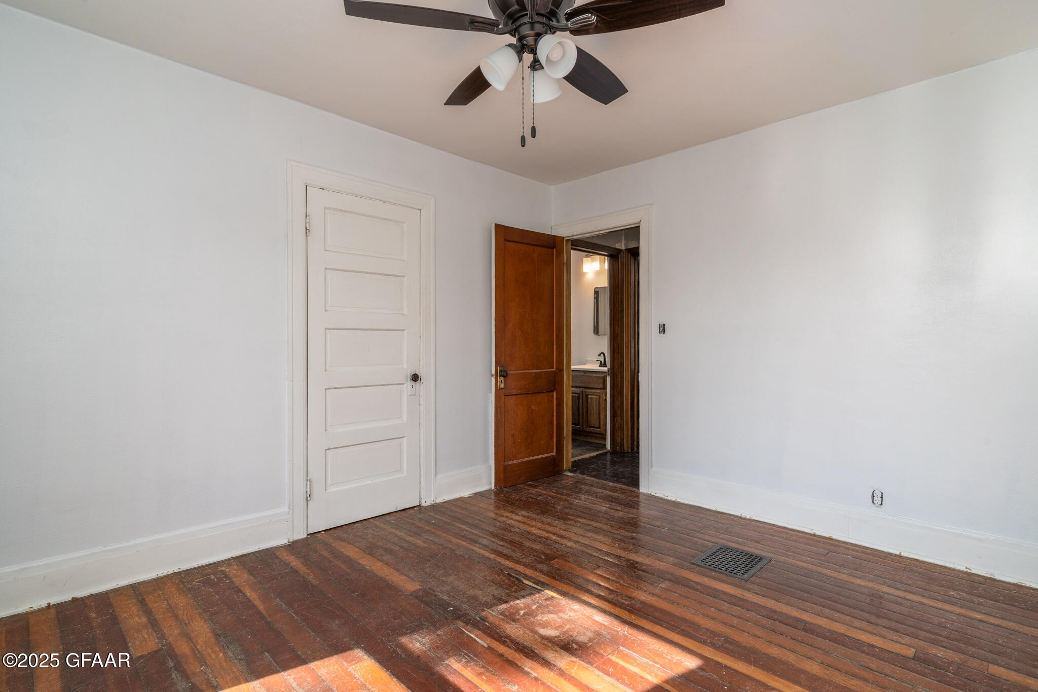 McCanna, North Dakota 58251, United States, 3 Bedrooms Bedrooms, ,2 BathroomsBathrooms,Residential,Pending,136474