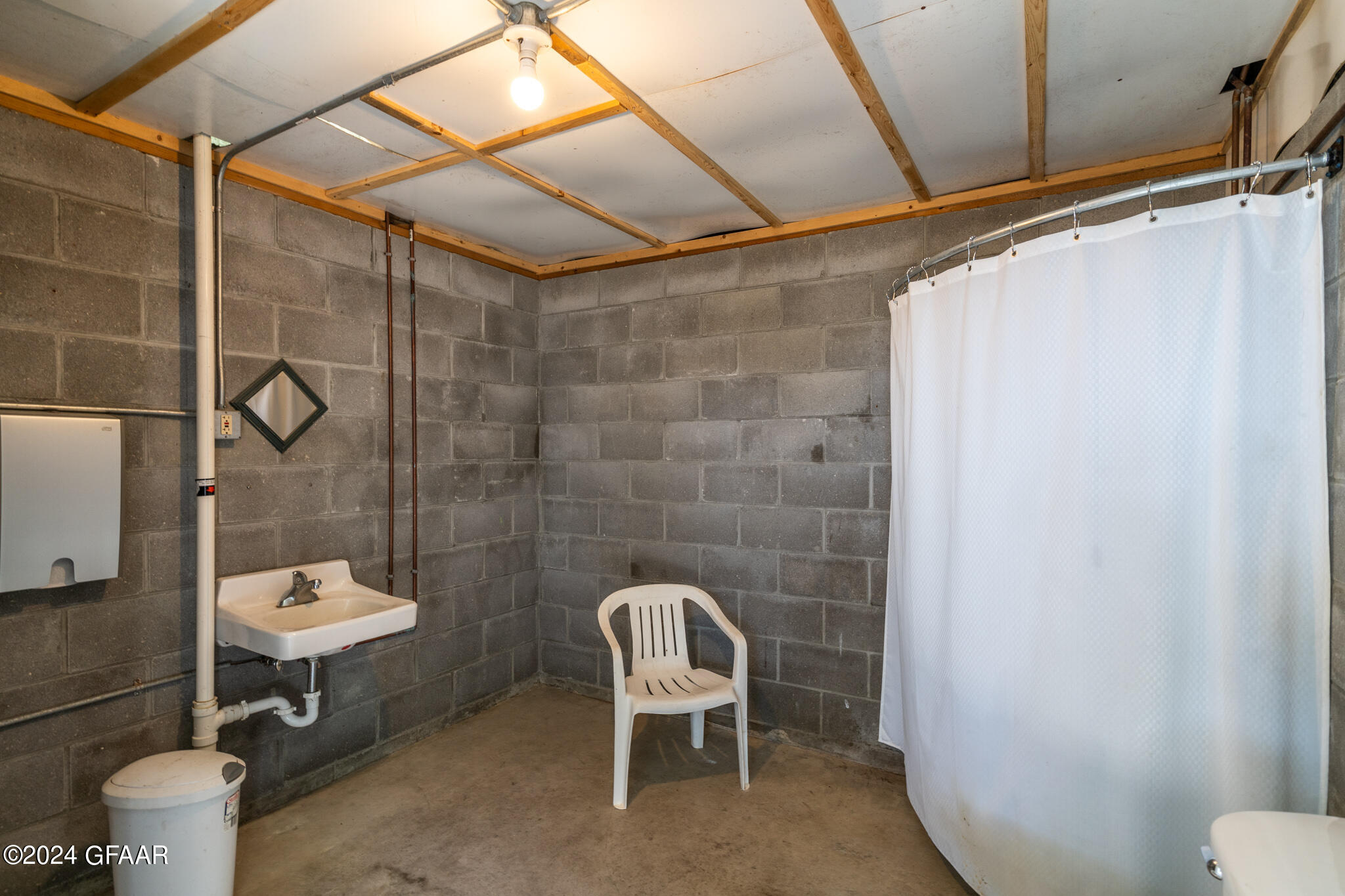 Hatton, North Dakota 58240, United States, ,4 BathroomsBathrooms,Commercial,Pending,46632