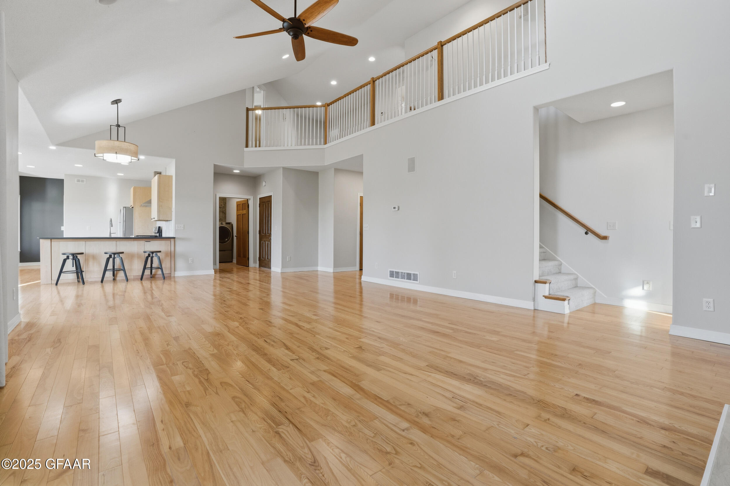 Grand Forks, North Dakota 58201, United States, 4 Bedrooms Bedrooms, ,3 BathroomsBathrooms,Residential,Active,240006