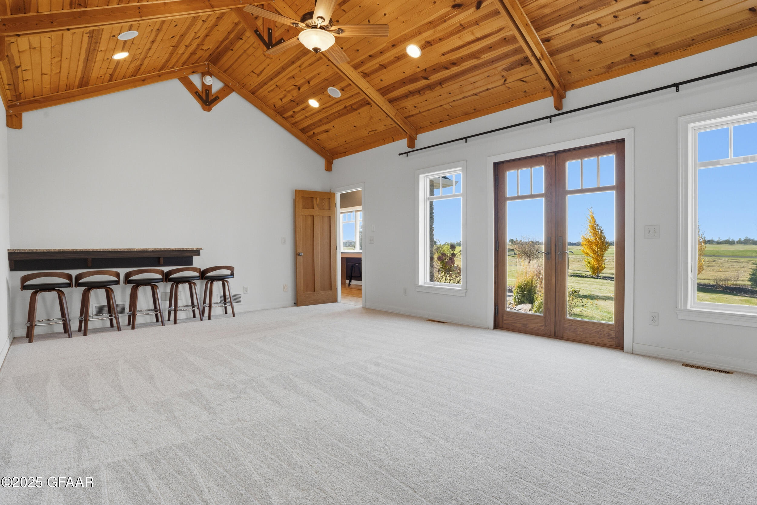 Grand Forks, North Dakota 58201, United States, 4 Bedrooms Bedrooms, ,3 BathroomsBathrooms,Residential,Active,240006