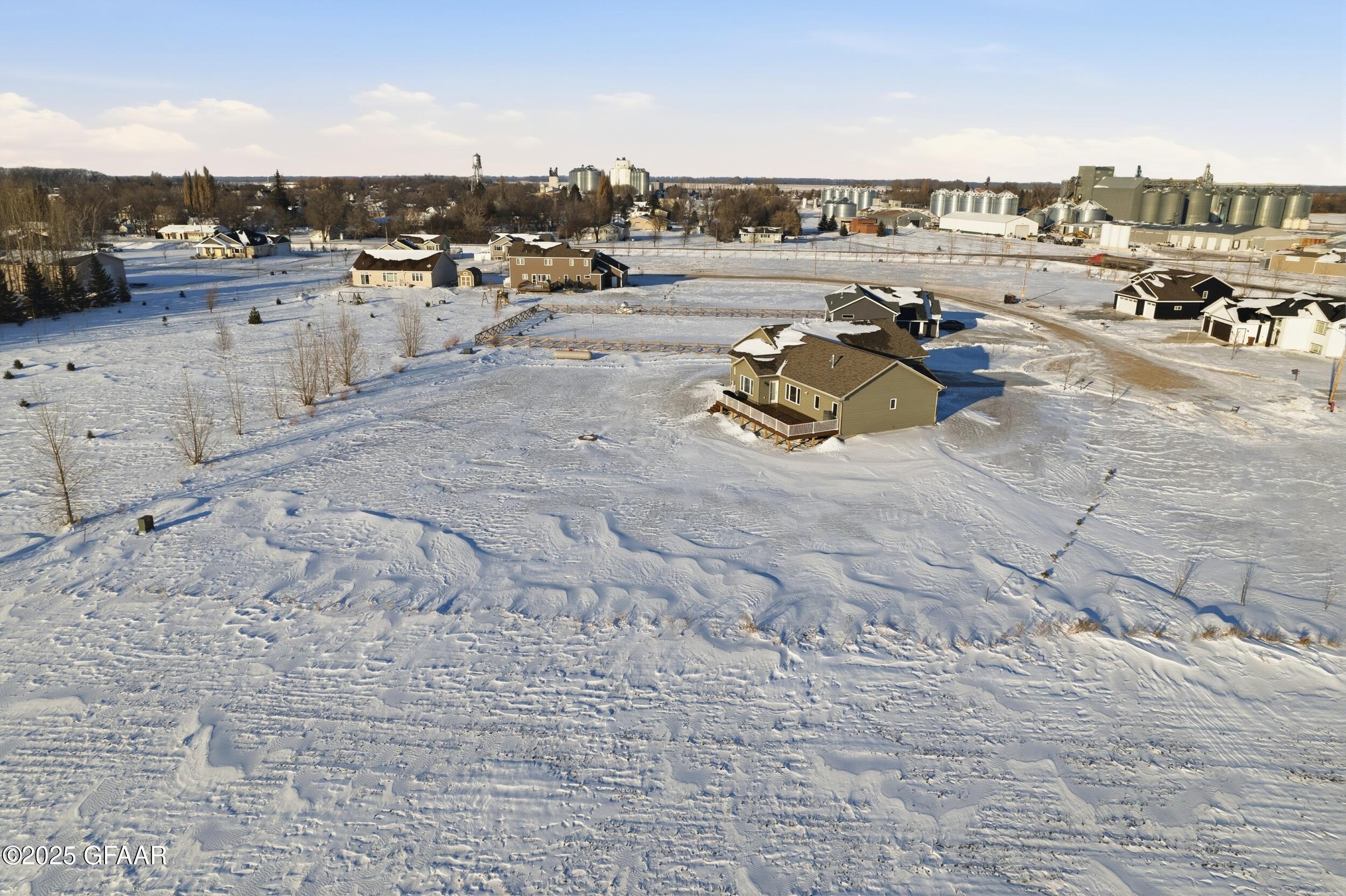 Northwood, North Dakota 58267, United States, 5 Bedrooms Bedrooms, ,3 BathroomsBathrooms,Residential,Active,255552