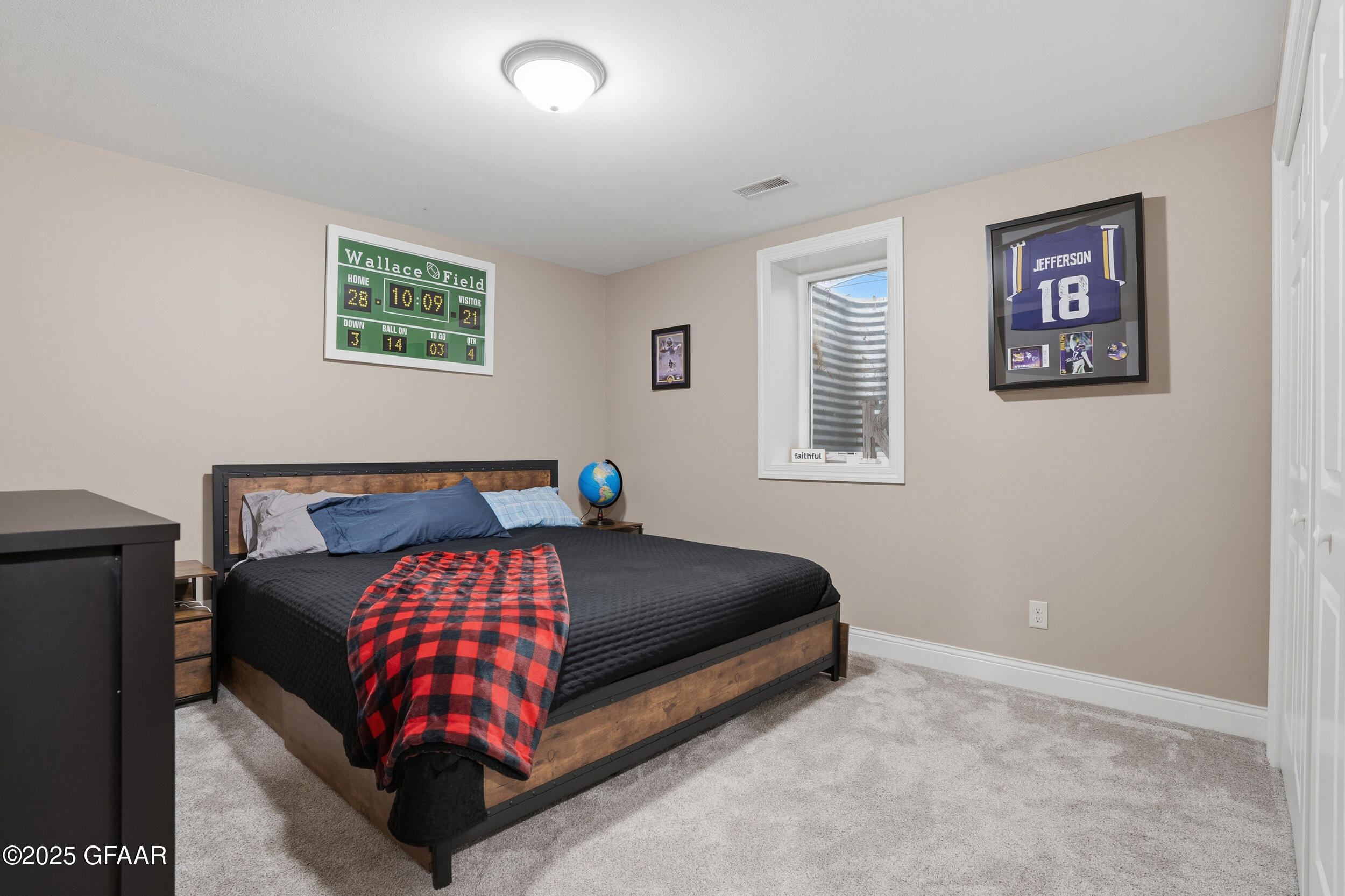 Northwood, North Dakota 58267, United States, 5 Bedrooms Bedrooms, ,3 BathroomsBathrooms,Residential,Active,255552