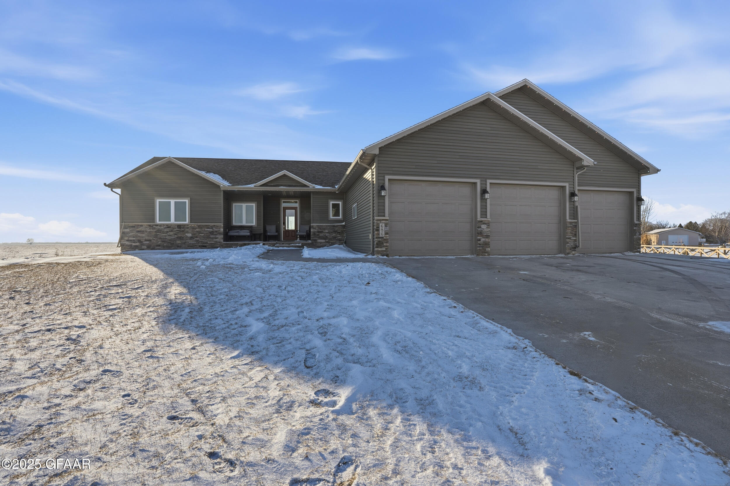 Northwood, North Dakota 58267, United States, 5 Bedrooms Bedrooms, ,3 BathroomsBathrooms,Residential,Active,255552