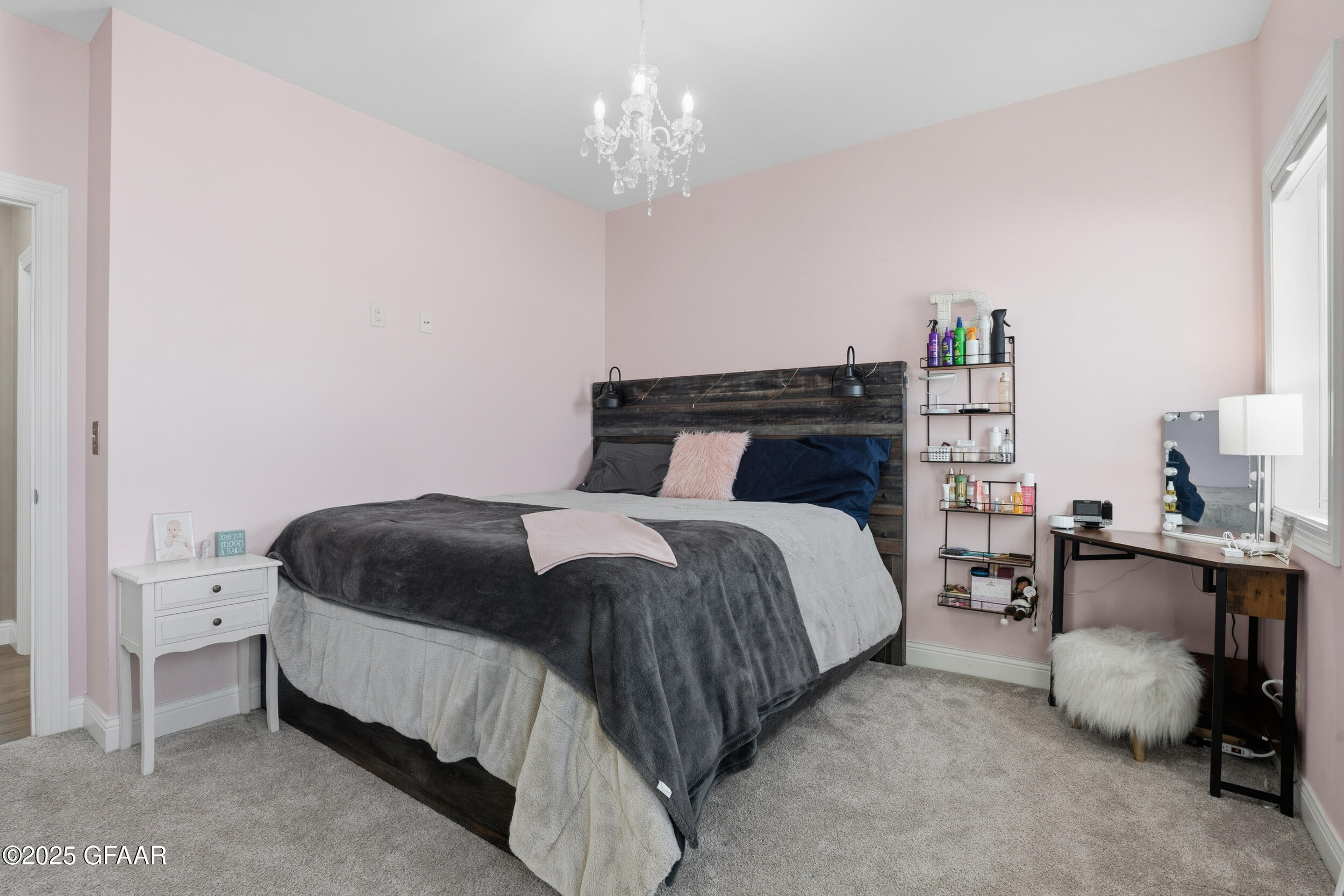 Northwood, North Dakota 58267, United States, 5 Bedrooms Bedrooms, ,3 BathroomsBathrooms,Residential,Active,255552