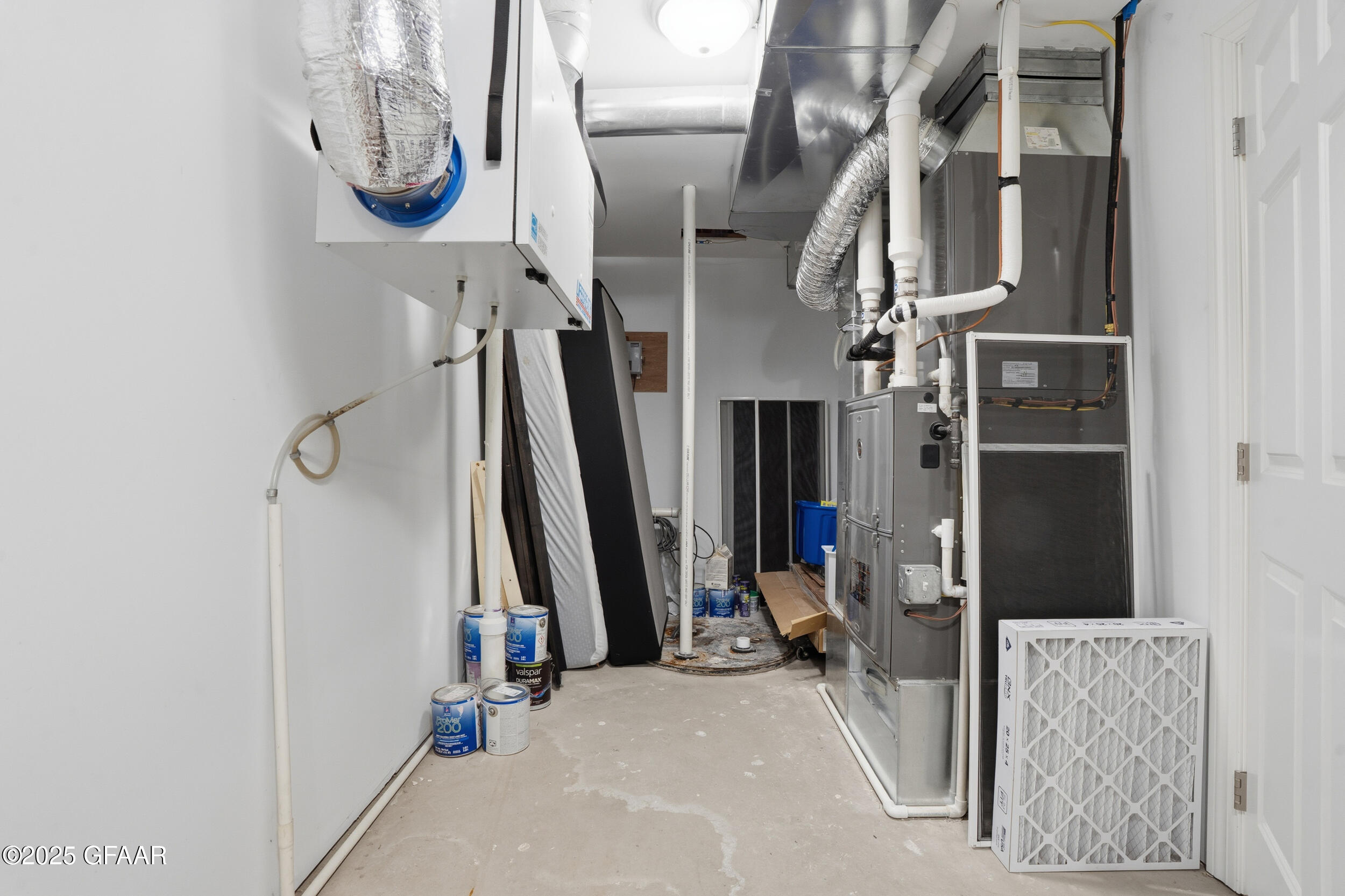 Northwood, North Dakota 58267, United States, 5 Bedrooms Bedrooms, ,3 BathroomsBathrooms,Residential,Active,255552