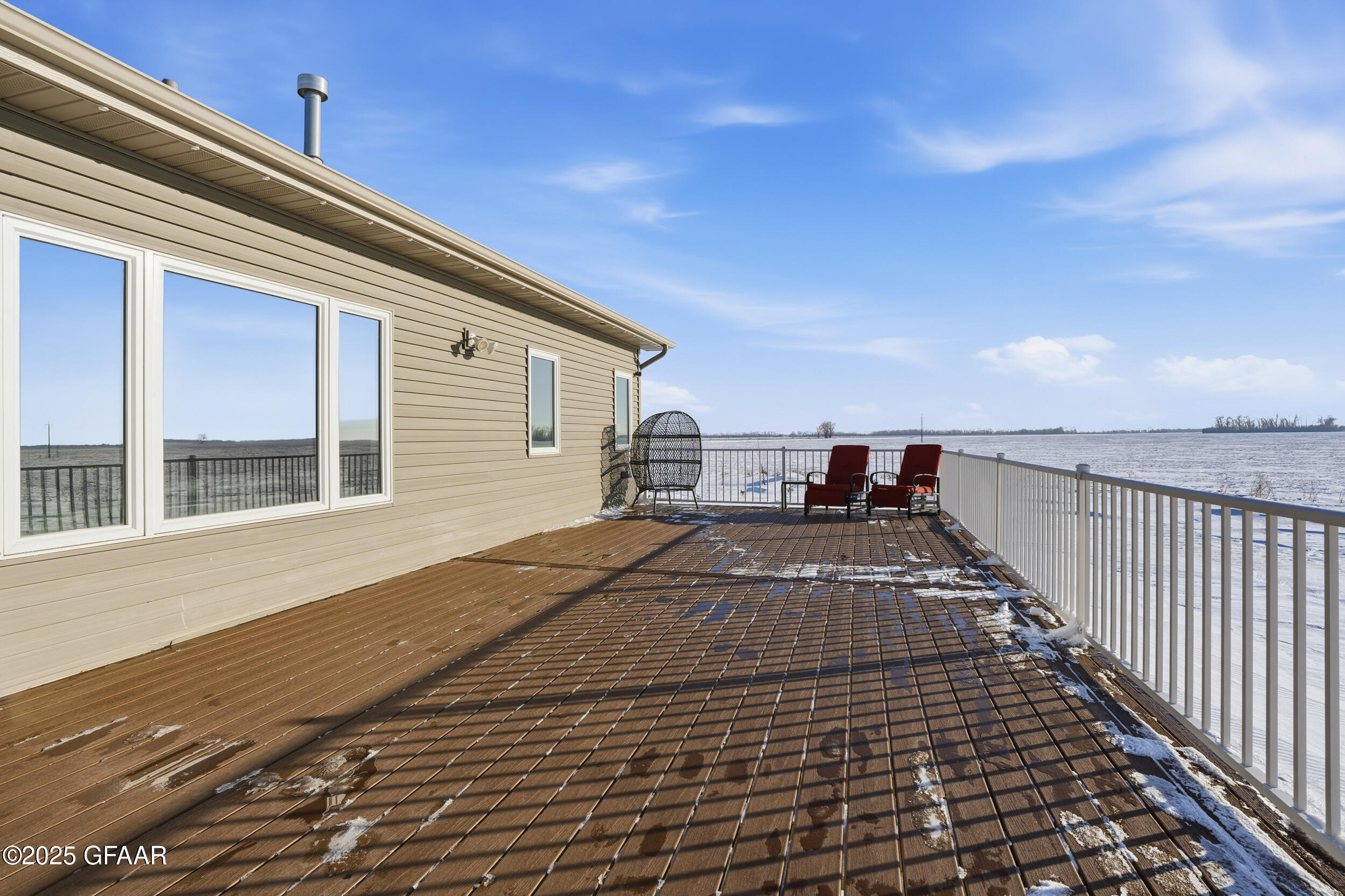 Northwood, North Dakota 58267, United States, 5 Bedrooms Bedrooms, ,3 BathroomsBathrooms,Residential,Active,255552