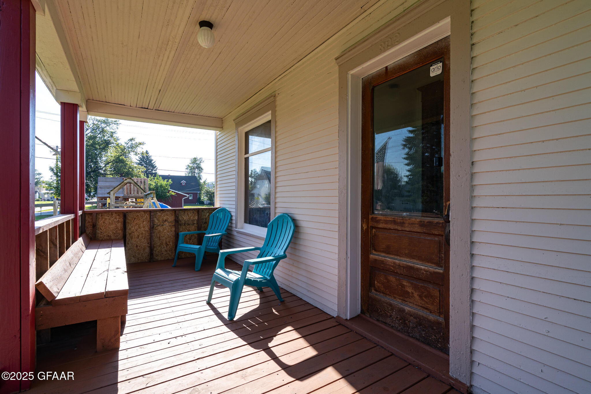 Larimore, North Dakota 58251, United States, 3 Bedrooms Bedrooms, ,2 BathroomsBathrooms,Residential,Active,207753