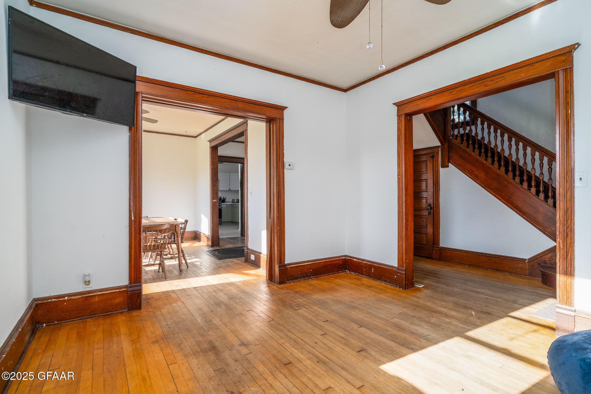 Larimore, North Dakota 58251, United States, 3 Bedrooms Bedrooms, ,2 BathroomsBathrooms,Residential,Active,207753