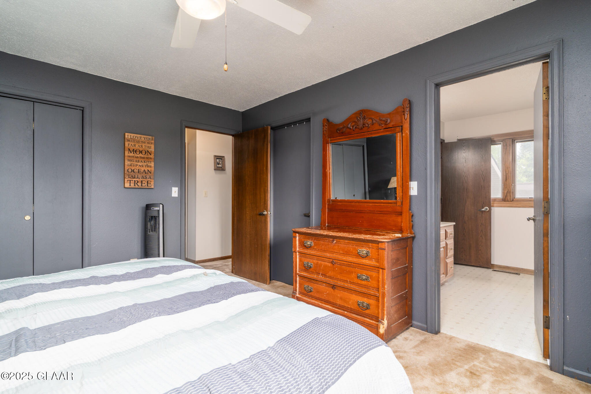 Grand Forks, North Dakota 58201, United States, 4 Bedrooms Bedrooms, ,2 BathroomsBathrooms,Residential,Active,133421