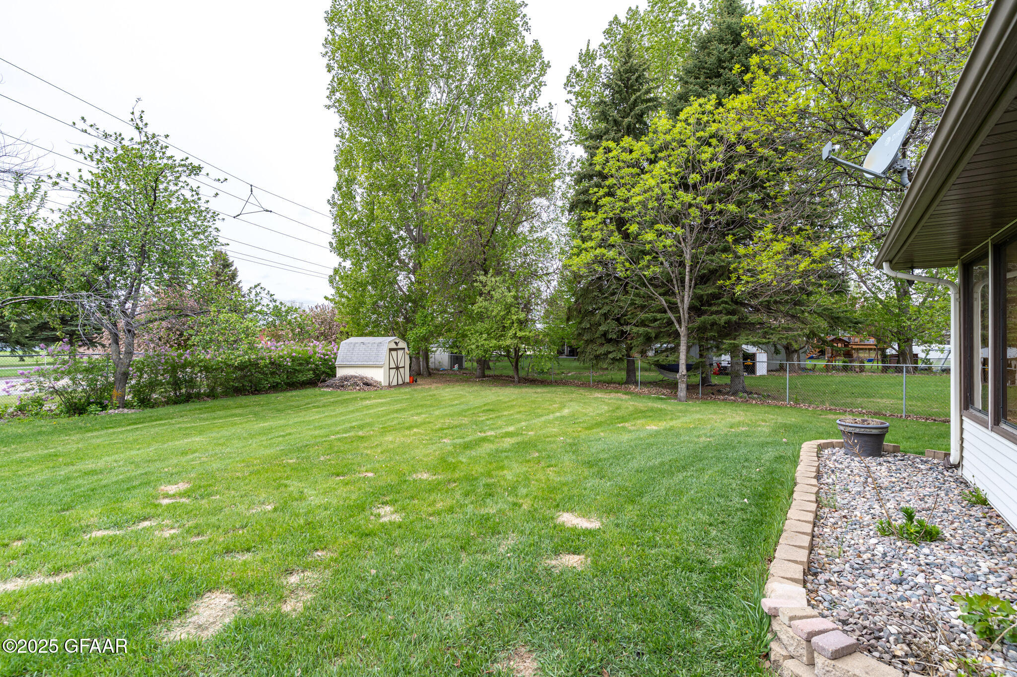 Grand Forks, North Dakota 58201, United States, 4 Bedrooms Bedrooms, ,2 BathroomsBathrooms,Residential,Active,133421