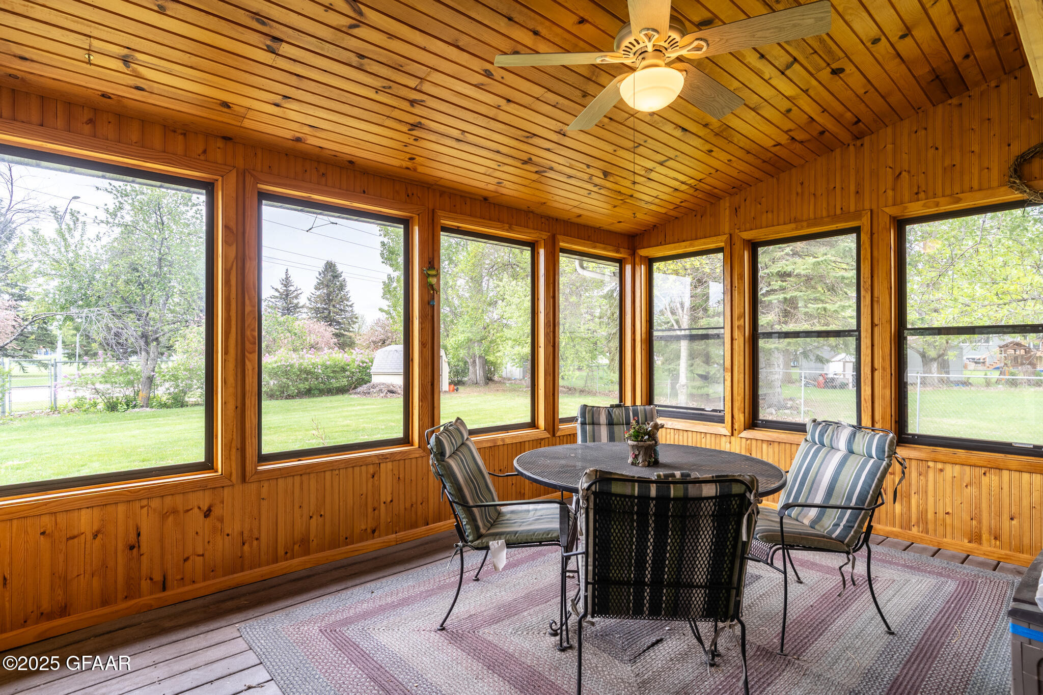 Grand Forks, North Dakota 58201, United States, 4 Bedrooms Bedrooms, ,2 BathroomsBathrooms,Residential,Active,133421