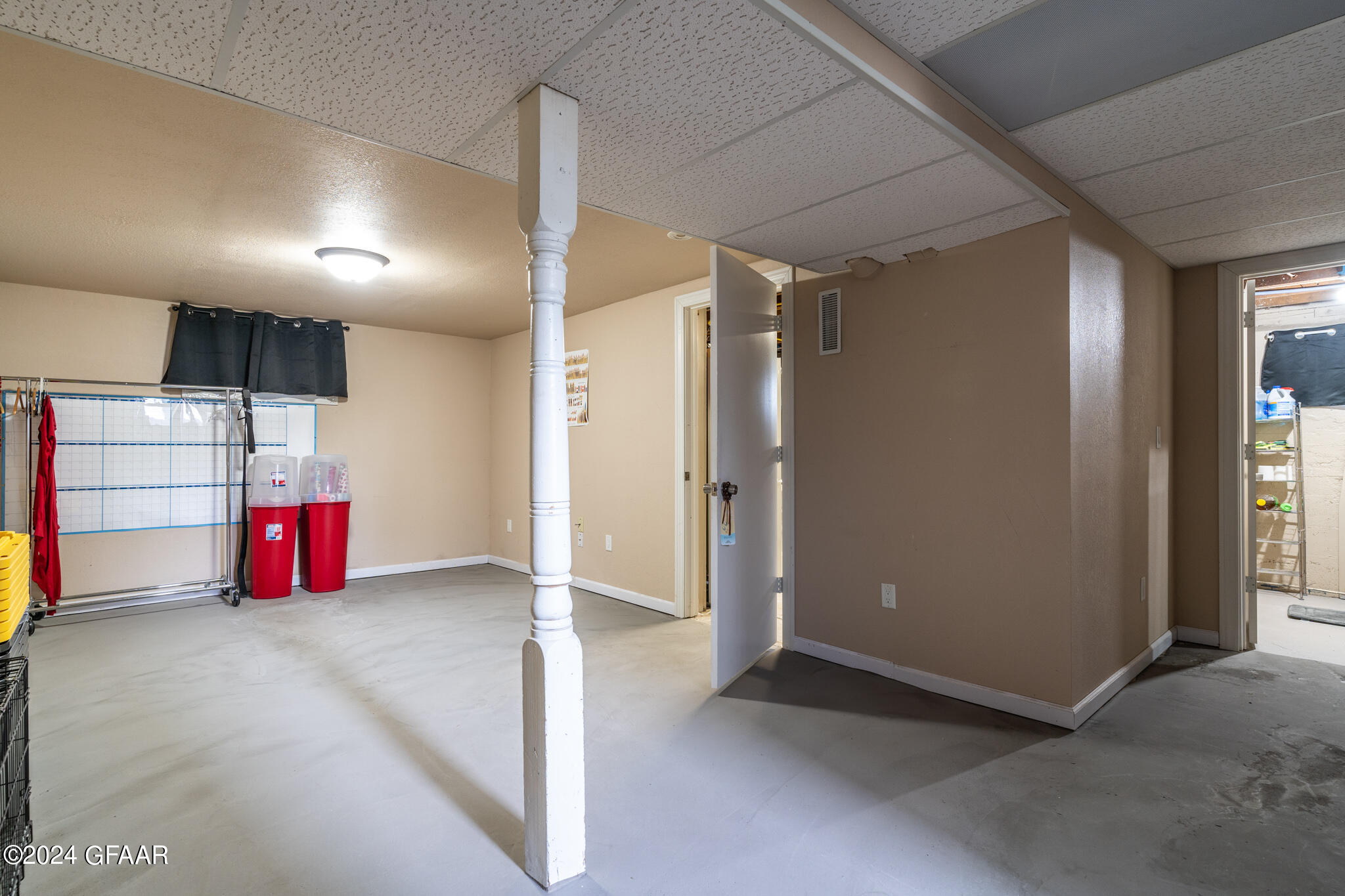 Northwood, North Dakota 58267, United States, 3 Bedrooms Bedrooms, ,2 BathroomsBathrooms,Residential,Pending,45650