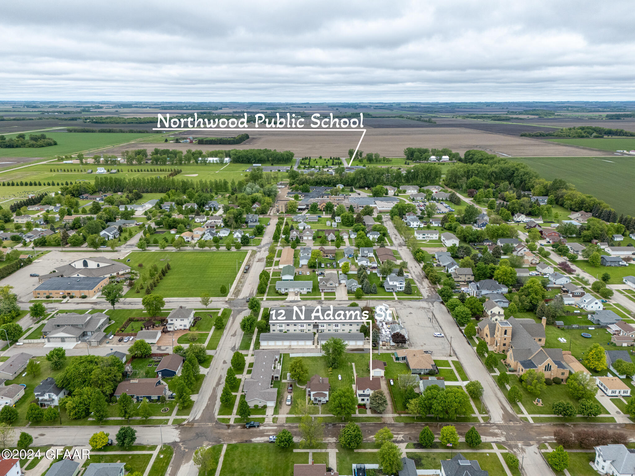 Northwood, North Dakota 58267, United States, 3 Bedrooms Bedrooms, ,2 BathroomsBathrooms,Residential,Pending,45650