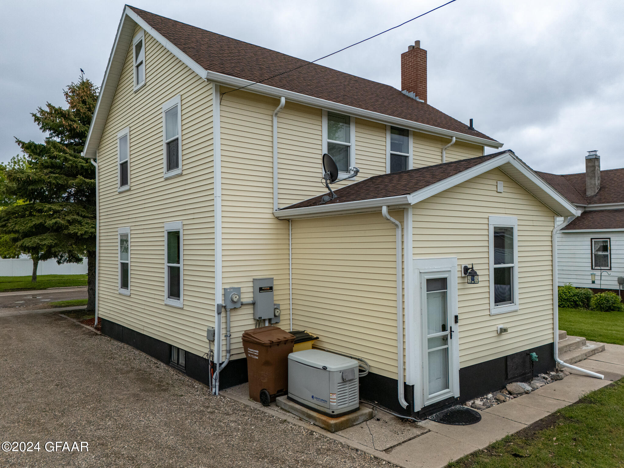 Northwood, North Dakota 58267, United States, 3 Bedrooms Bedrooms, ,2 BathroomsBathrooms,Residential,Pending,45650