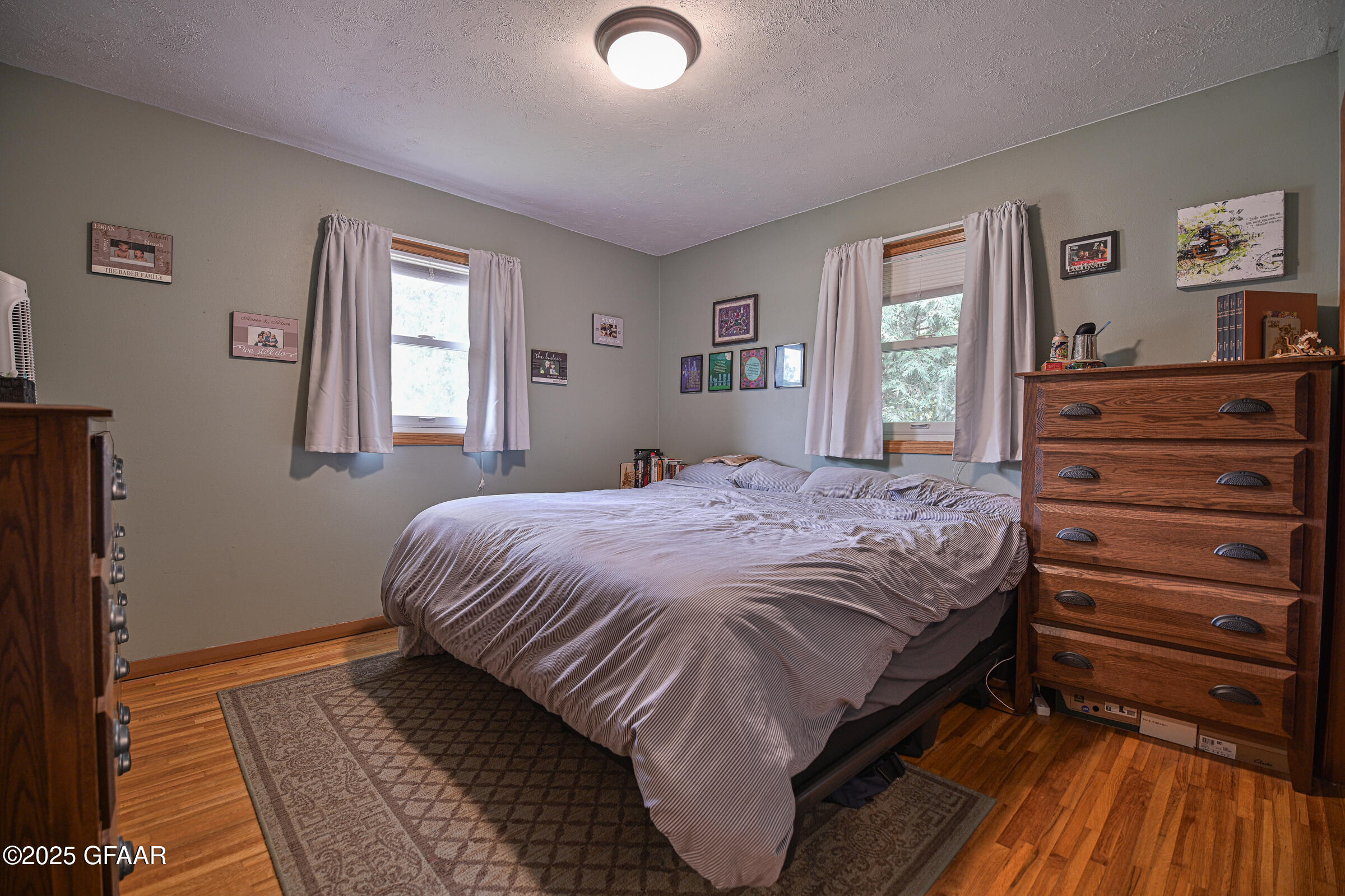 Grand Forks, North Dakota 58201, United States, 4 Bedrooms Bedrooms, ,2 BathroomsBathrooms,Residential,Pending,166311