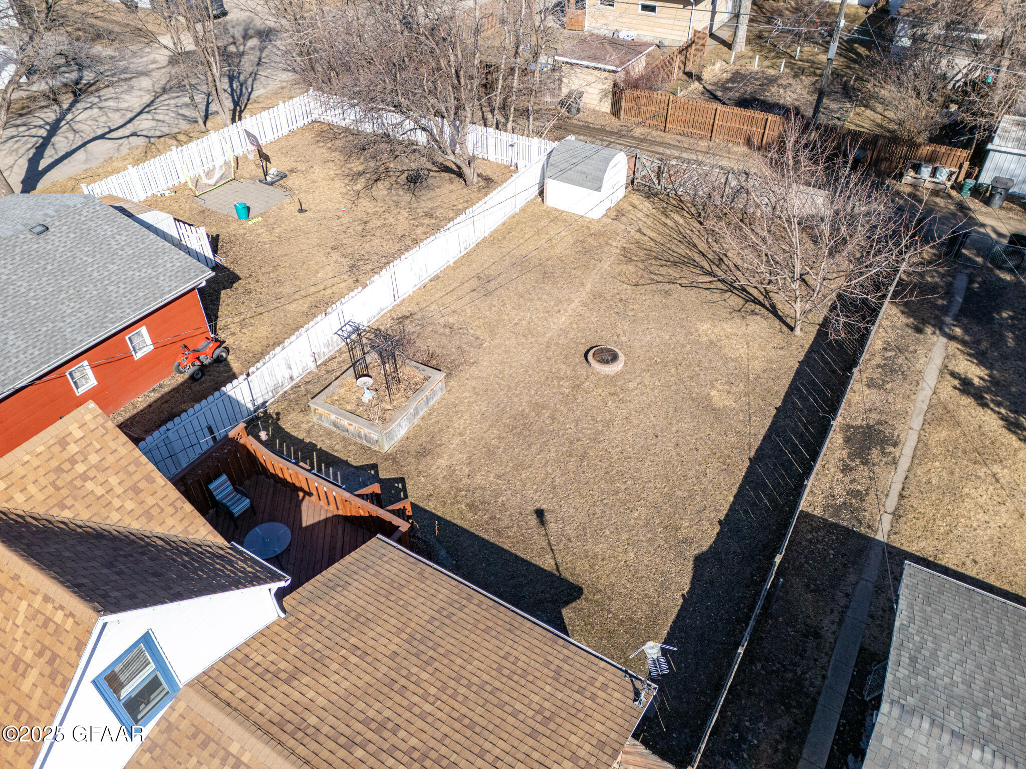 Grand Forks, North Dakota 58203, United States, 3 Bedrooms Bedrooms, ,2 BathroomsBathrooms,Residential,Pending,92684