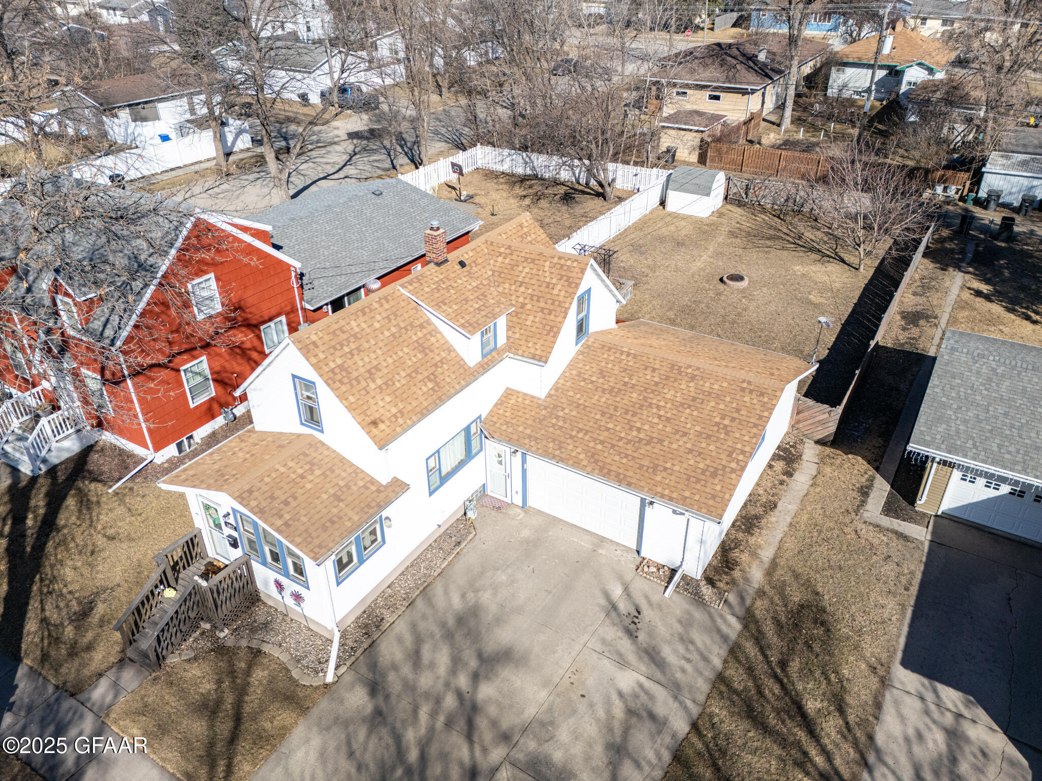 Grand Forks, North Dakota 58203, United States, 3 Bedrooms Bedrooms, ,2 BathroomsBathrooms,Residential,Pending,92684