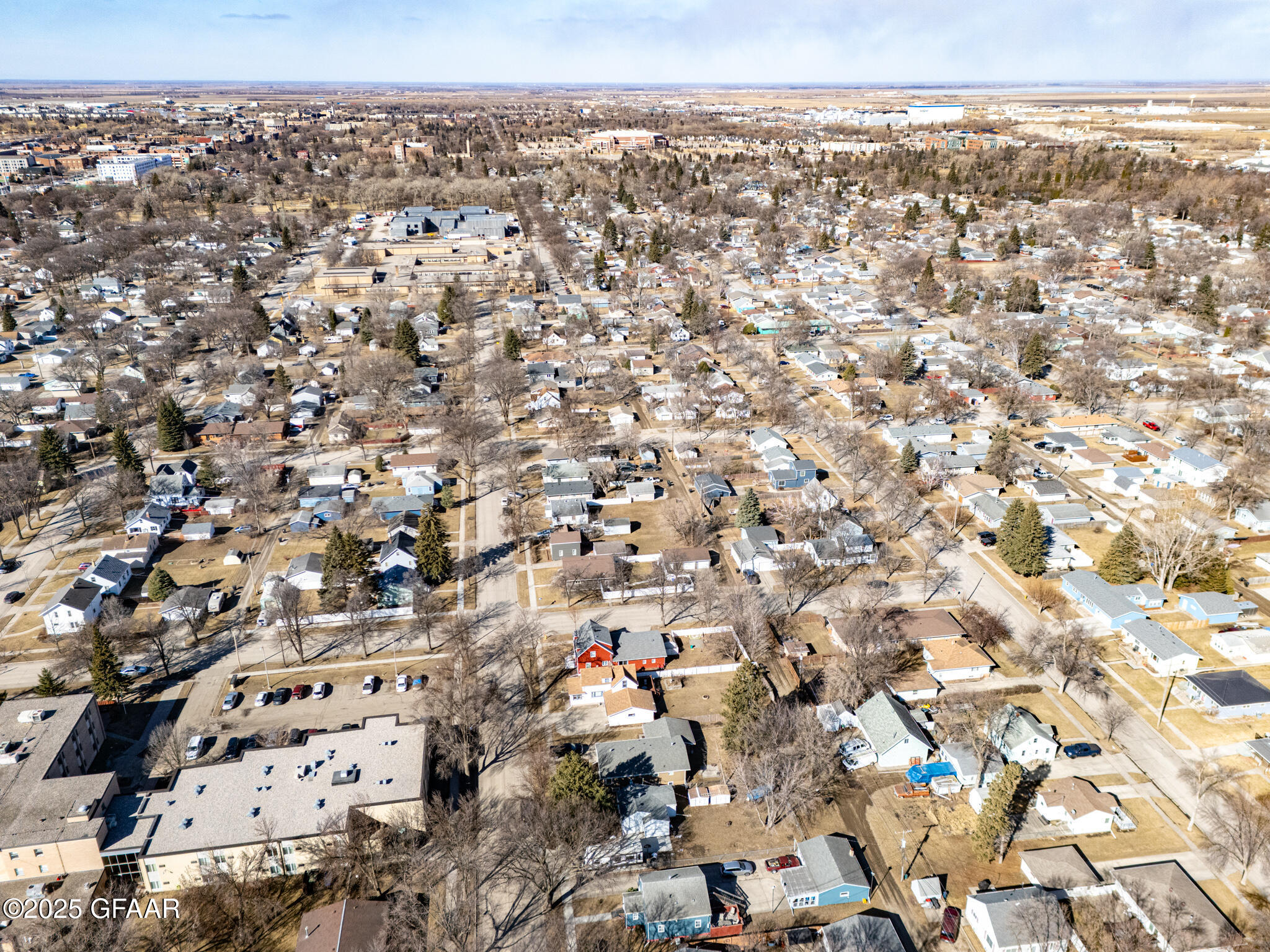 Grand Forks, North Dakota 58203, United States, 3 Bedrooms Bedrooms, ,2 BathroomsBathrooms,Residential,Pending,92684