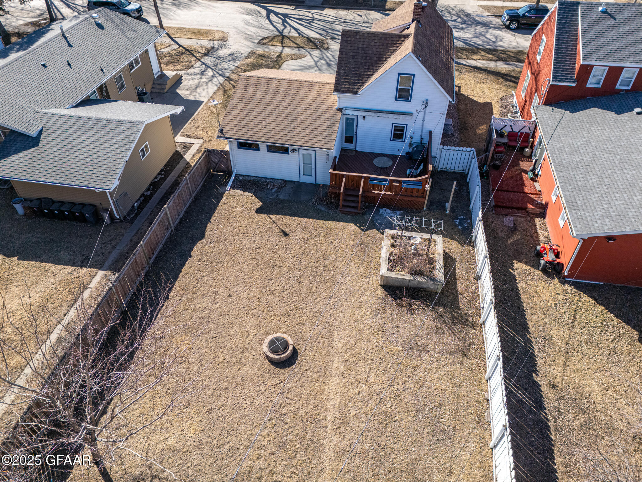 Grand Forks, North Dakota 58203, United States, 3 Bedrooms Bedrooms, ,2 BathroomsBathrooms,Residential,Pending,92684