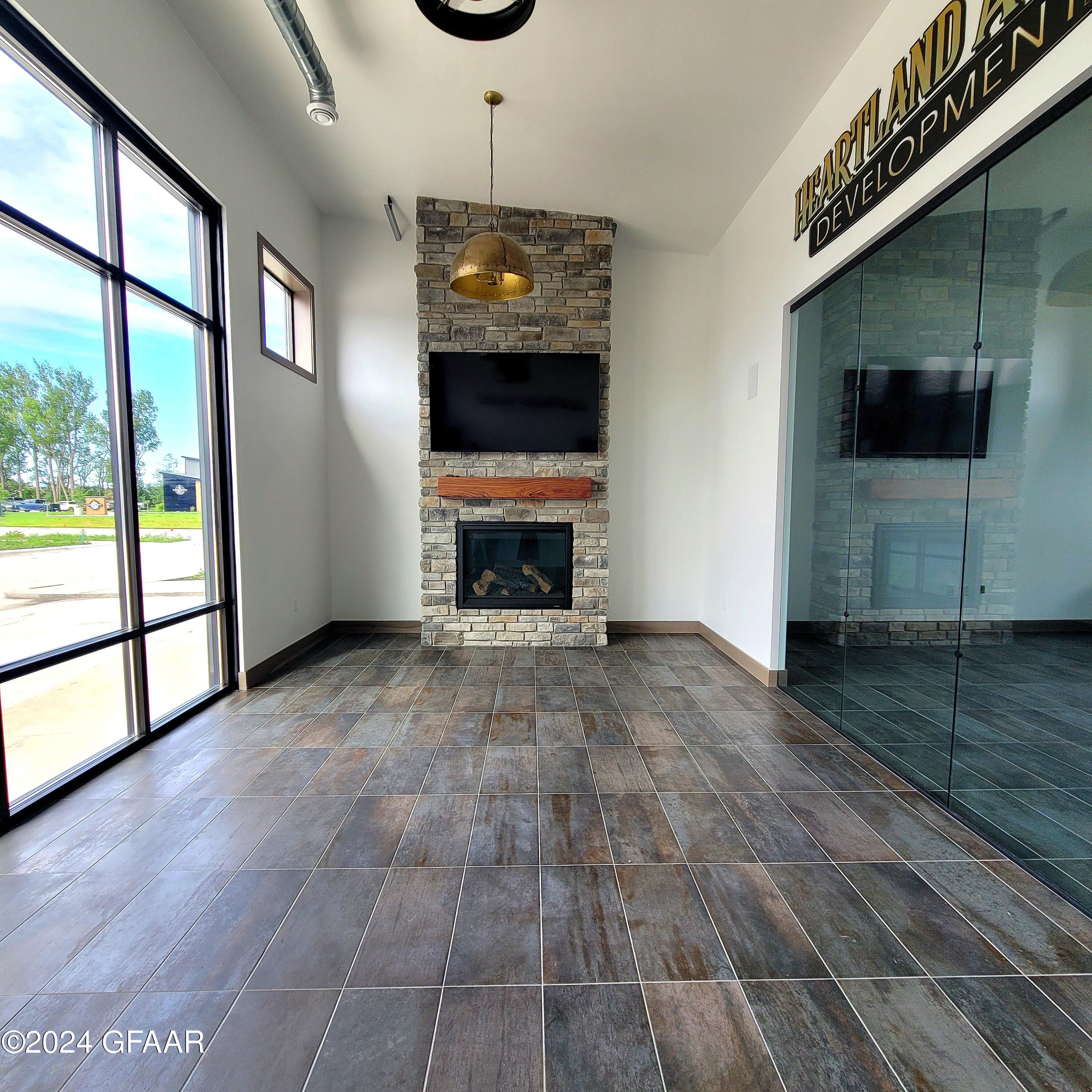 Grand Forks, North Dakota 58201, United States, ,Commercial,Active,166360