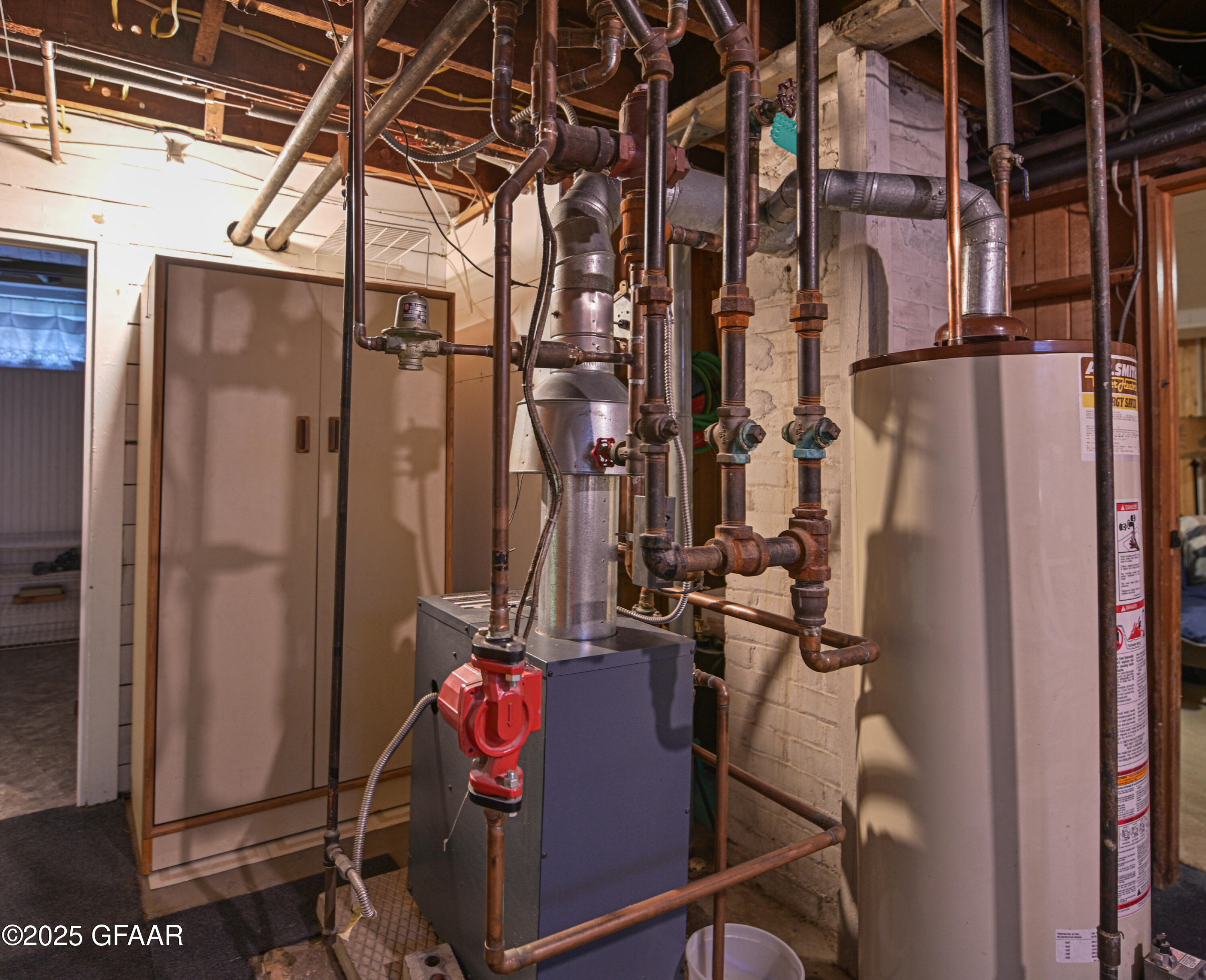 Grand Forks, North Dakota 58201, United States, 3 Bedrooms Bedrooms, ,2 BathroomsBathrooms,Residential,Pending,166318