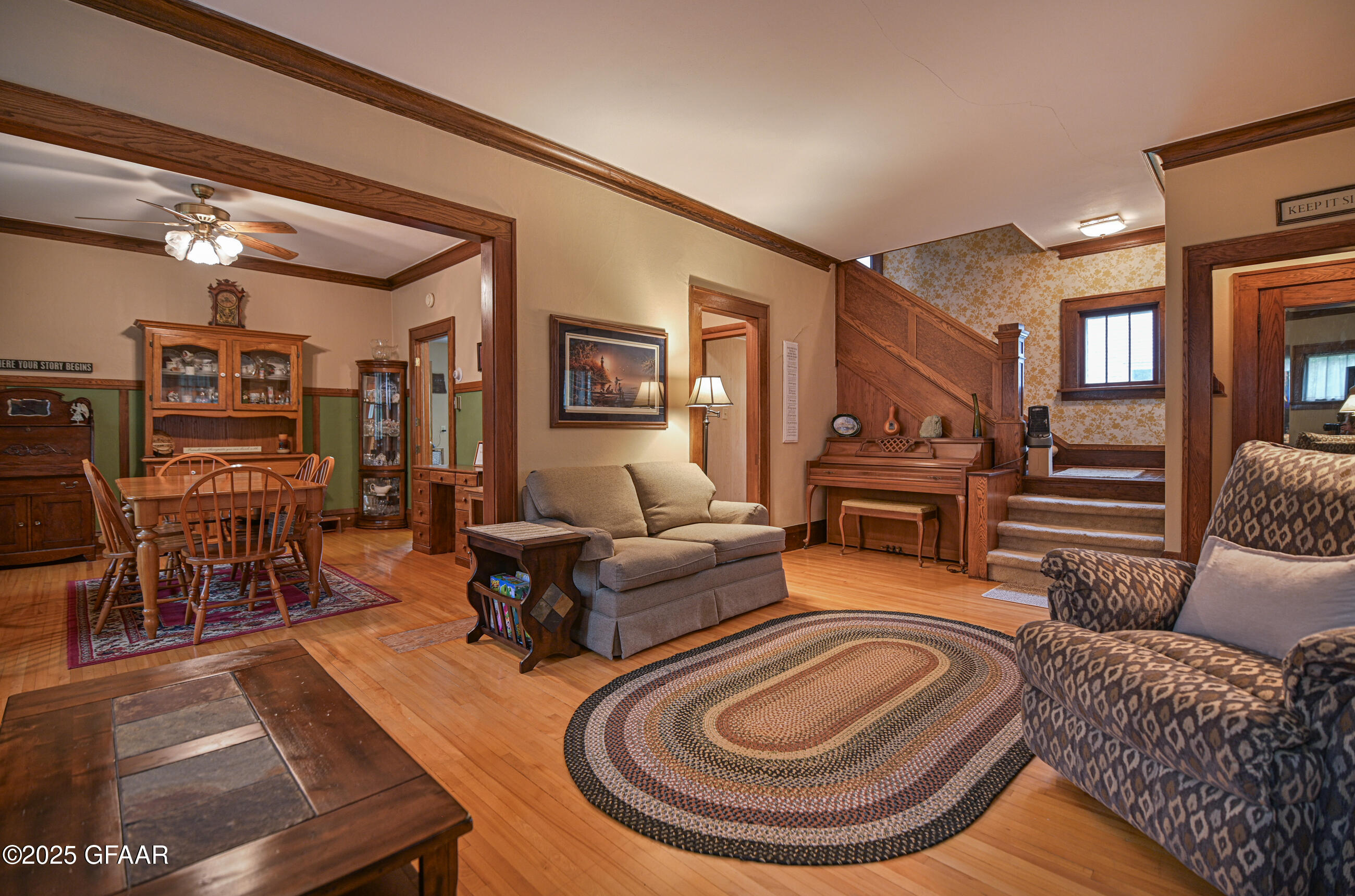 Grand Forks, North Dakota 58201, United States, 3 Bedrooms Bedrooms, ,2 BathroomsBathrooms,Residential,Pending,166318