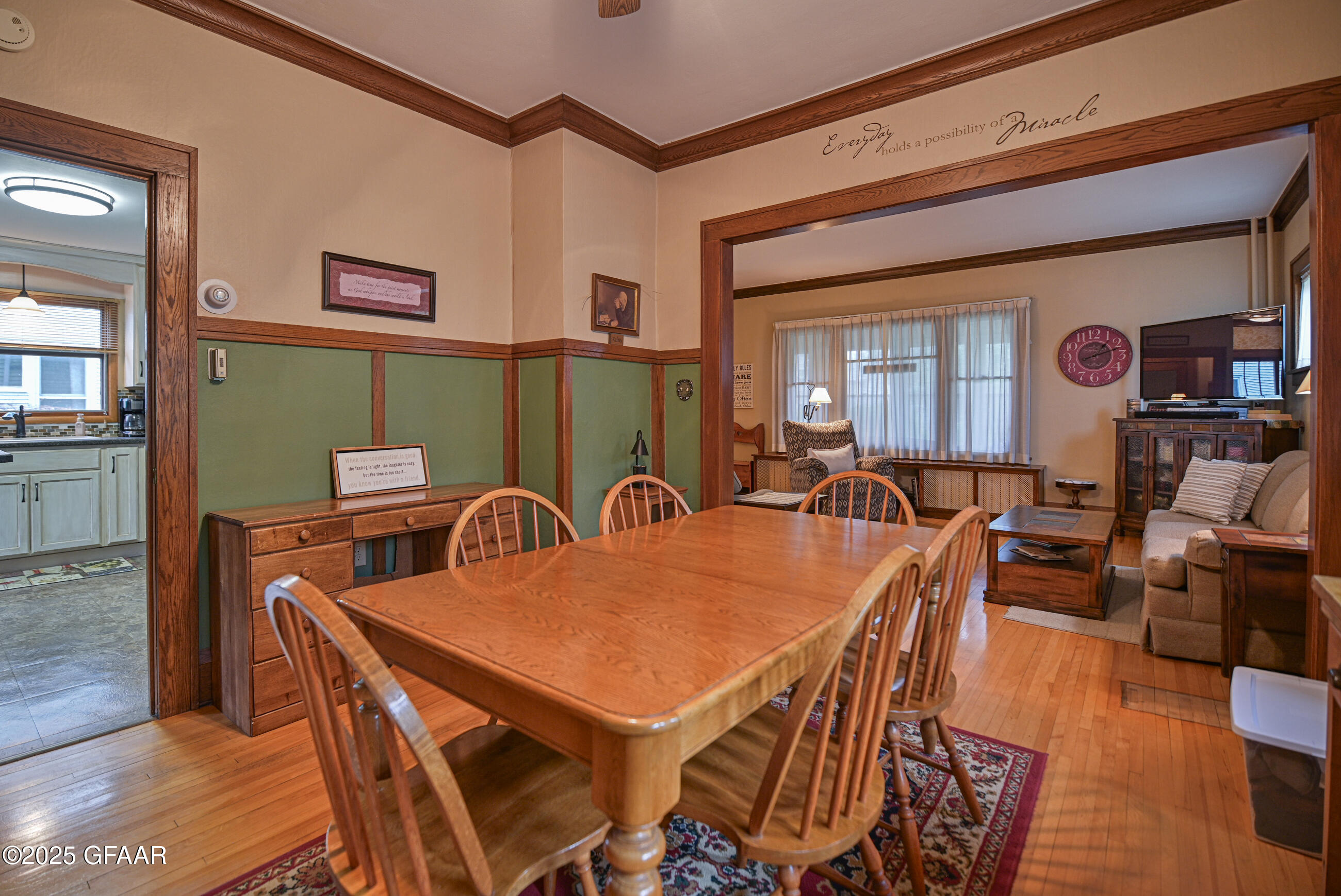 Grand Forks, North Dakota 58201, United States, 3 Bedrooms Bedrooms, ,2 BathroomsBathrooms,Residential,Pending,166318