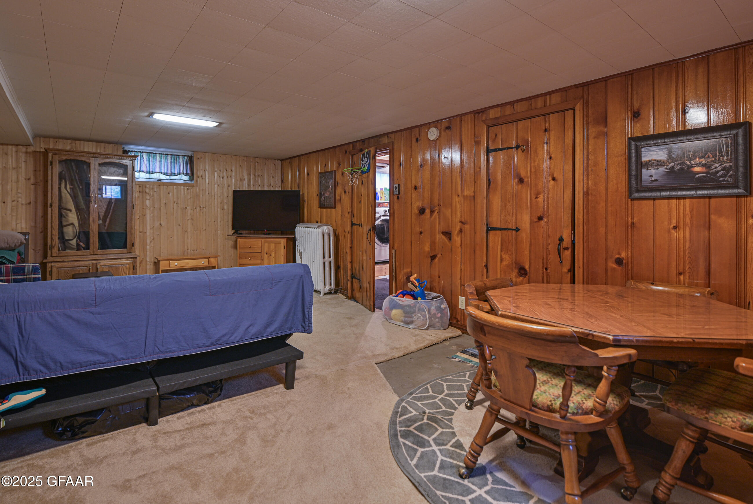 Grand Forks, North Dakota 58201, United States, 3 Bedrooms Bedrooms, ,2 BathroomsBathrooms,Residential,Pending,166318