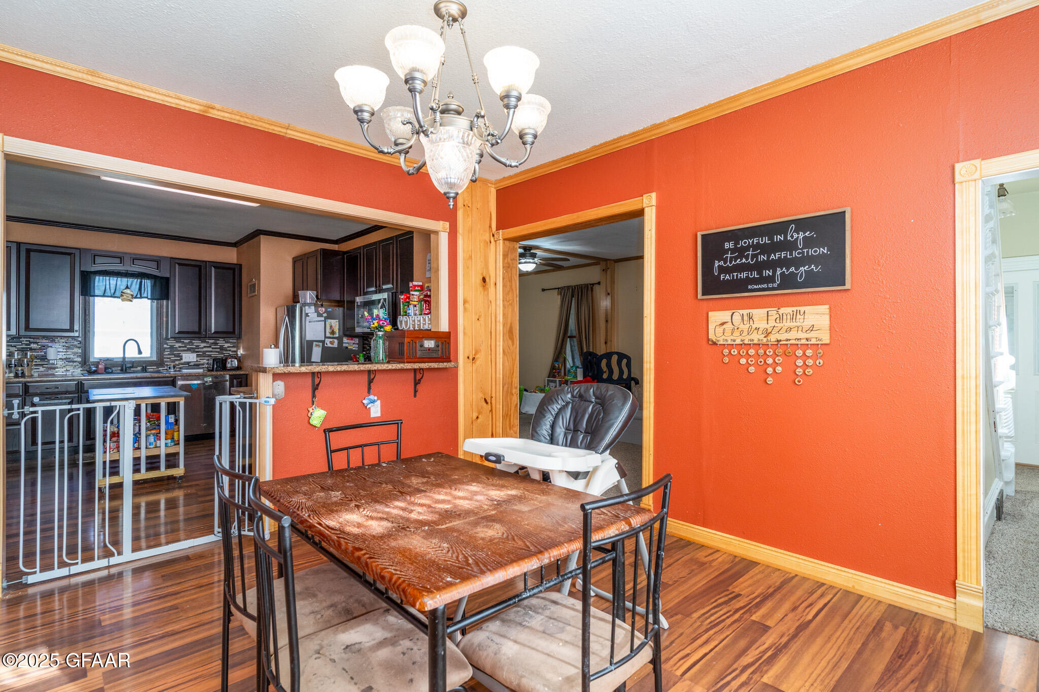 Hatton, North Dakota 58240, United States, 4 Bedrooms Bedrooms, ,2 BathroomsBathrooms,Residential,Active,20298