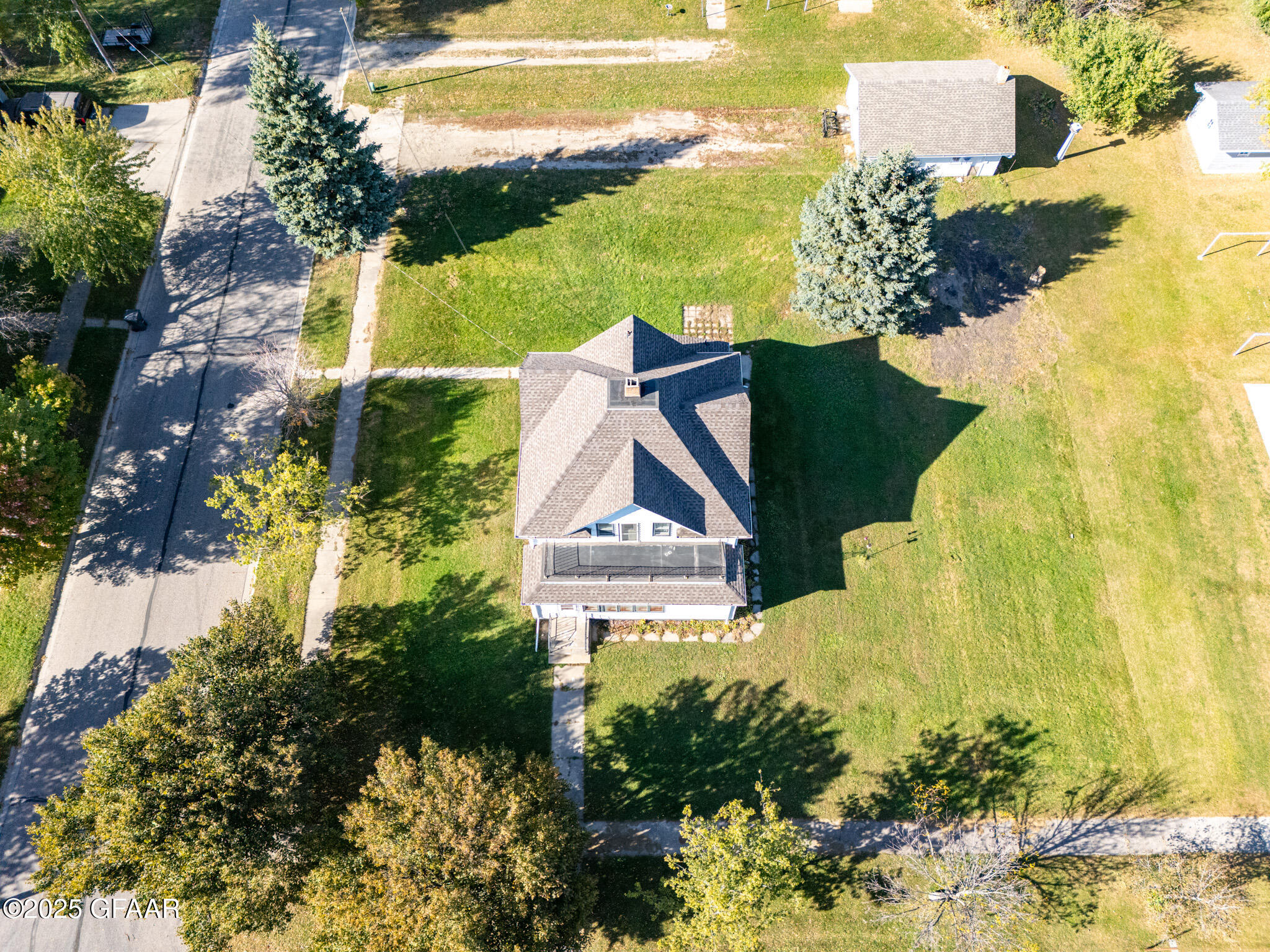 Hatton, North Dakota 58240, United States, 4 Bedrooms Bedrooms, ,2 BathroomsBathrooms,Residential,Active,20298