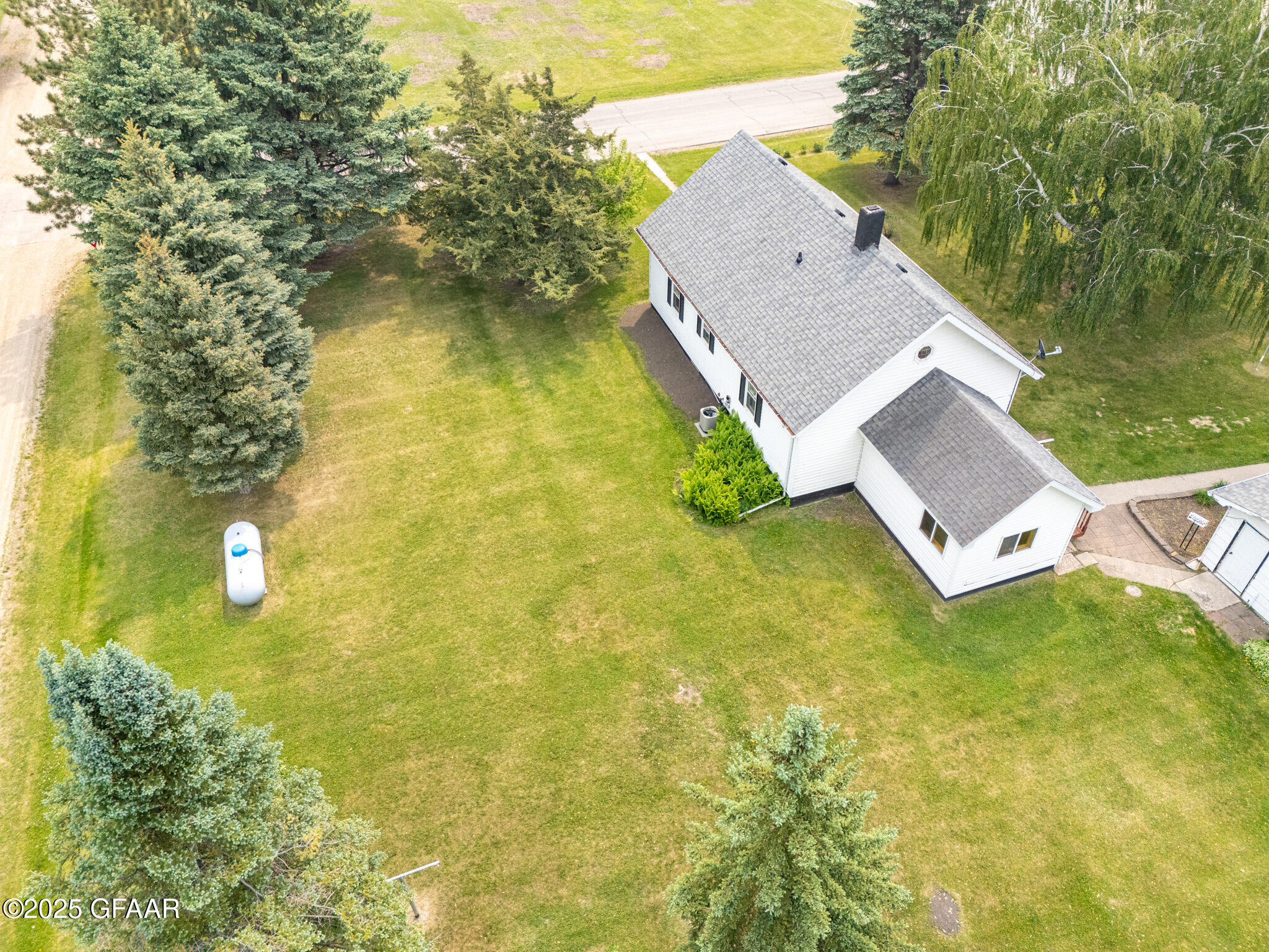 Larimore, North Dakota 58251, United States, 3 Bedrooms Bedrooms, ,1 BathroomBathrooms,Residential,Contingent,143717