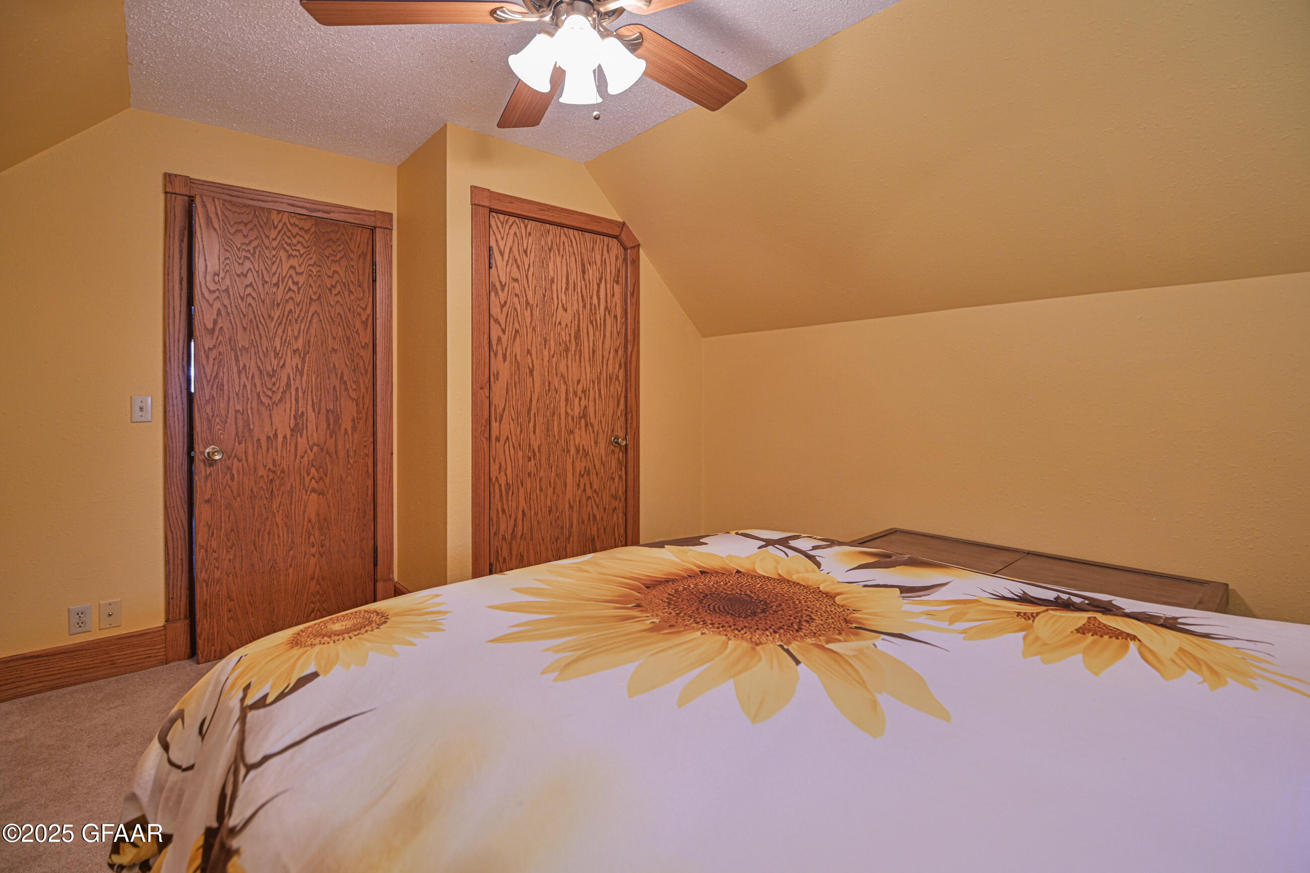 Grand Forks, North Dakota 58203, United States, 4 Bedrooms Bedrooms, ,2 BathroomsBathrooms,Residential,Pending,166337