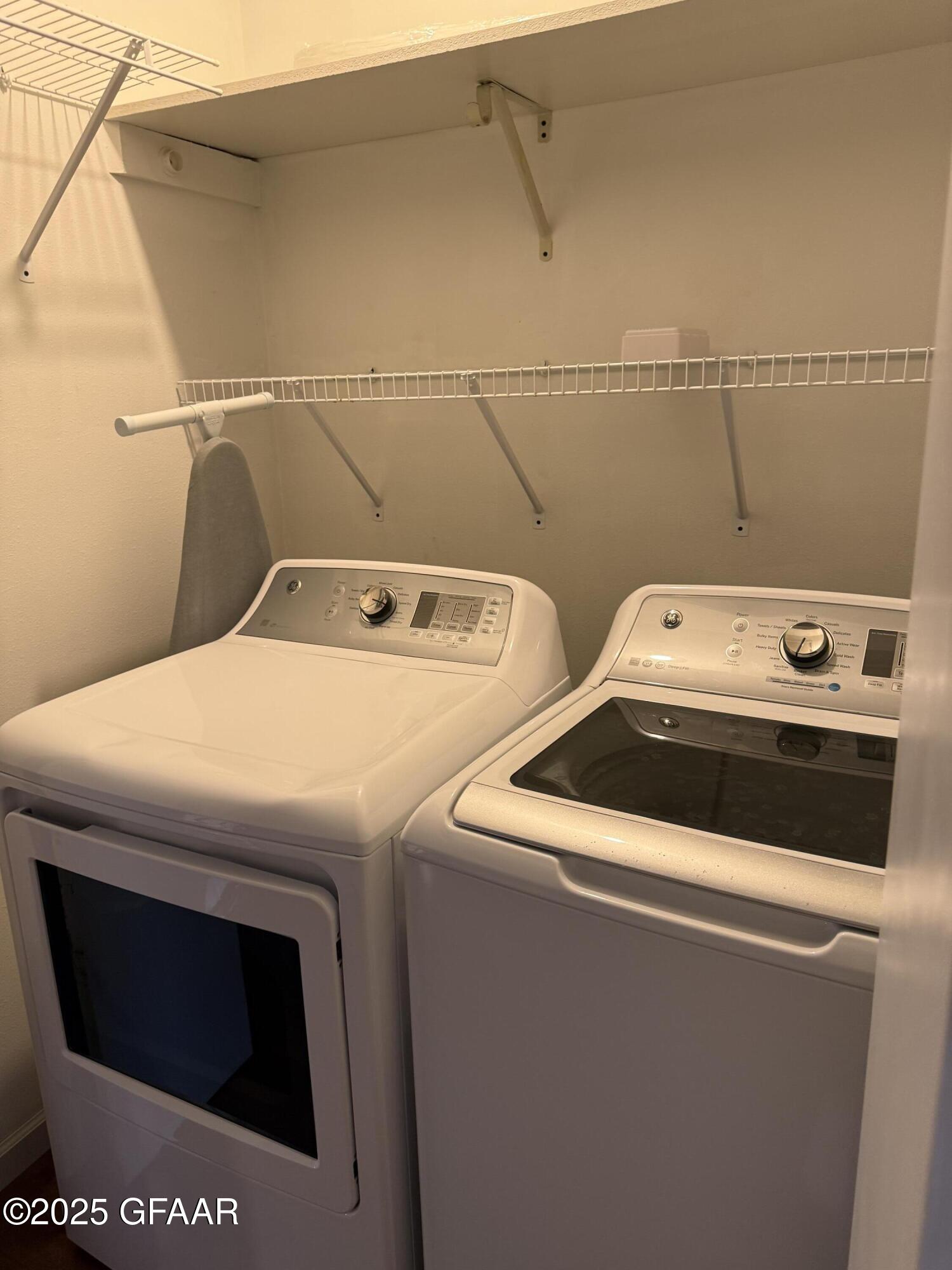 Fargo, North Dakota 58104, United States, 3 Bedrooms Bedrooms, ,2 BathroomsBathrooms,Residential,Active,167152