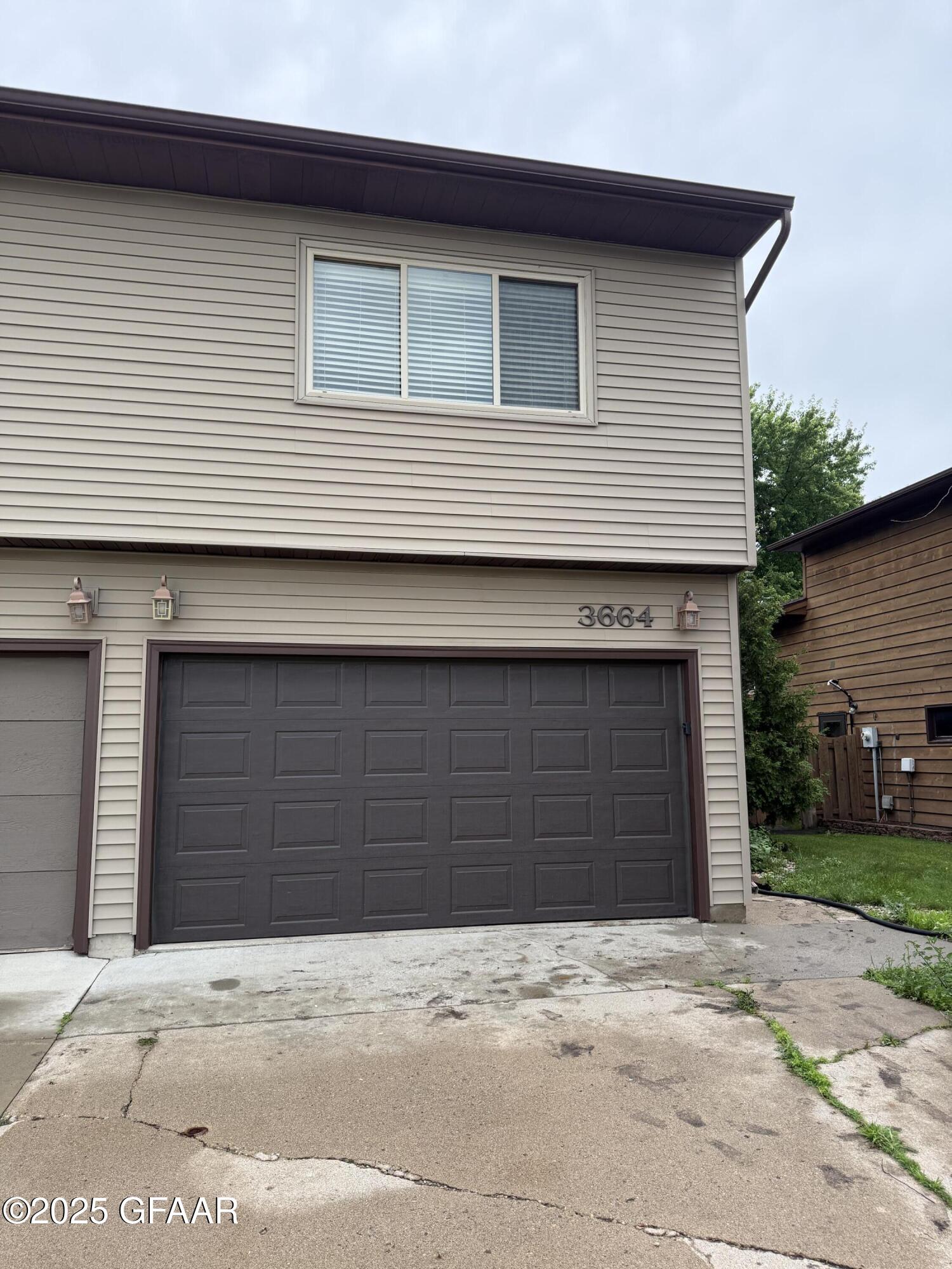 Fargo, North Dakota 58104, United States, 3 Bedrooms Bedrooms, ,2 BathroomsBathrooms,Residential,Active,167152