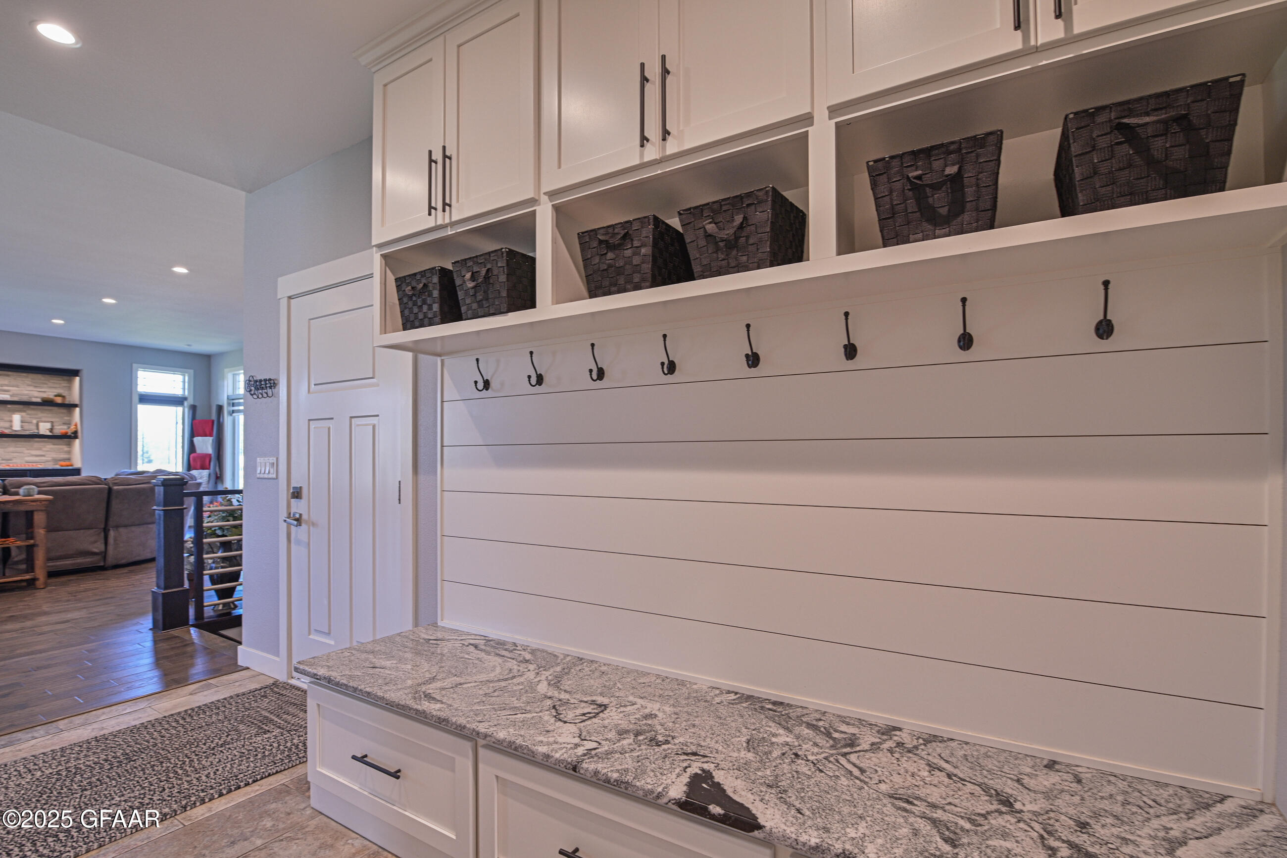 Grand Forks, North Dakota 58201, United States, 6 Bedrooms Bedrooms, ,4 BathroomsBathrooms,Residential,Contingent,206962