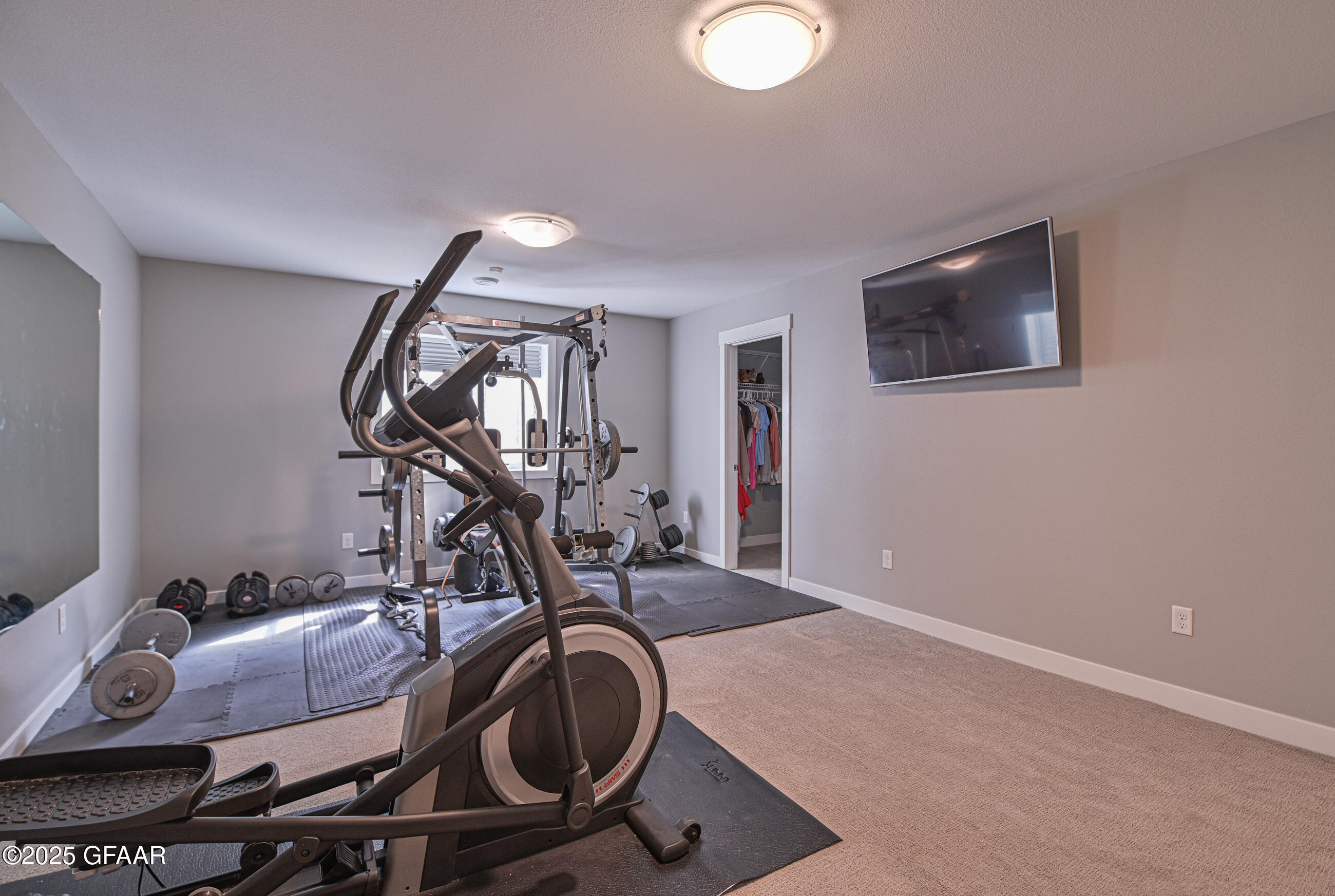 Grand Forks, North Dakota 58201, United States, 6 Bedrooms Bedrooms, ,4 BathroomsBathrooms,Residential,Contingent,206962